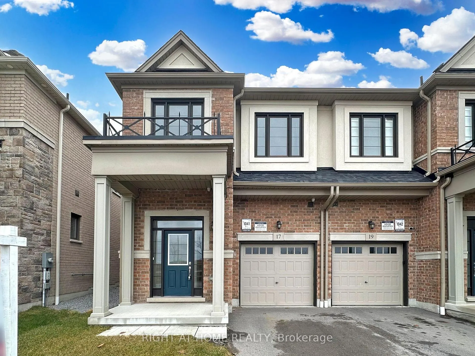 Photo 3 of 17 Louise Crescent, Whitby, Rural Whitby — HOMEH