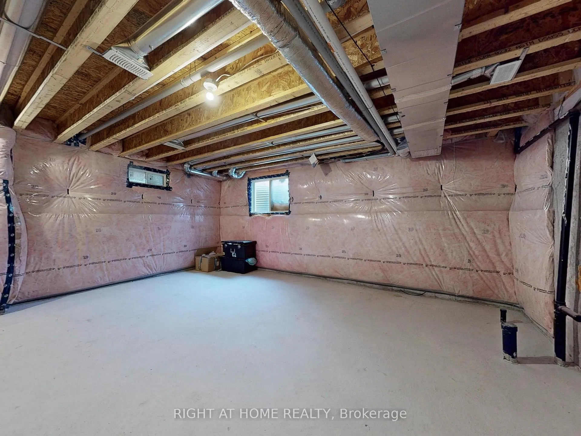 Photo 29 of 17 Louise Crescent, Whitby, Rural Whitby — HOMEH