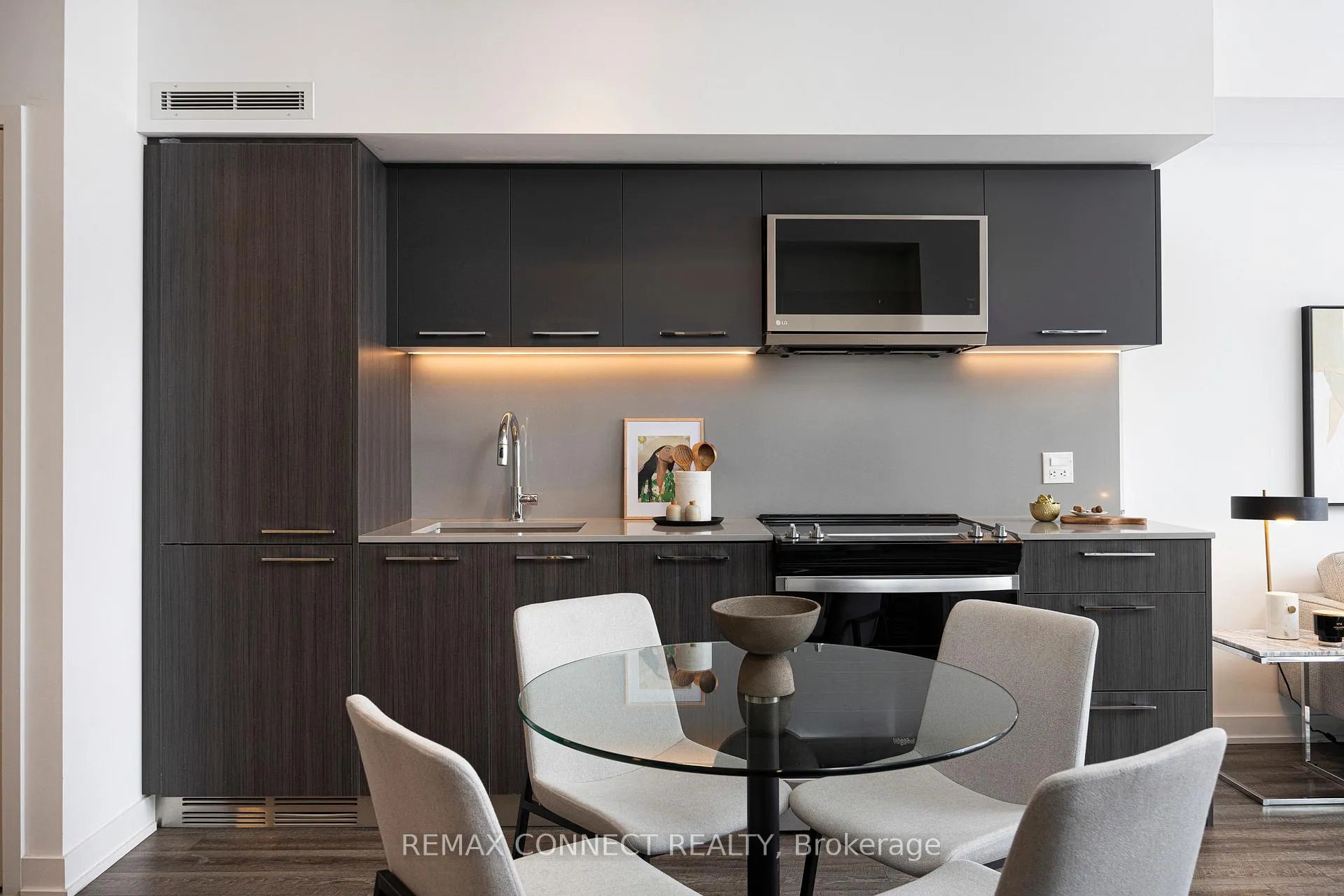 Photo 15 of Unit 417, 665 Queen Street E, Toronto, South Riverdale — HOMEH