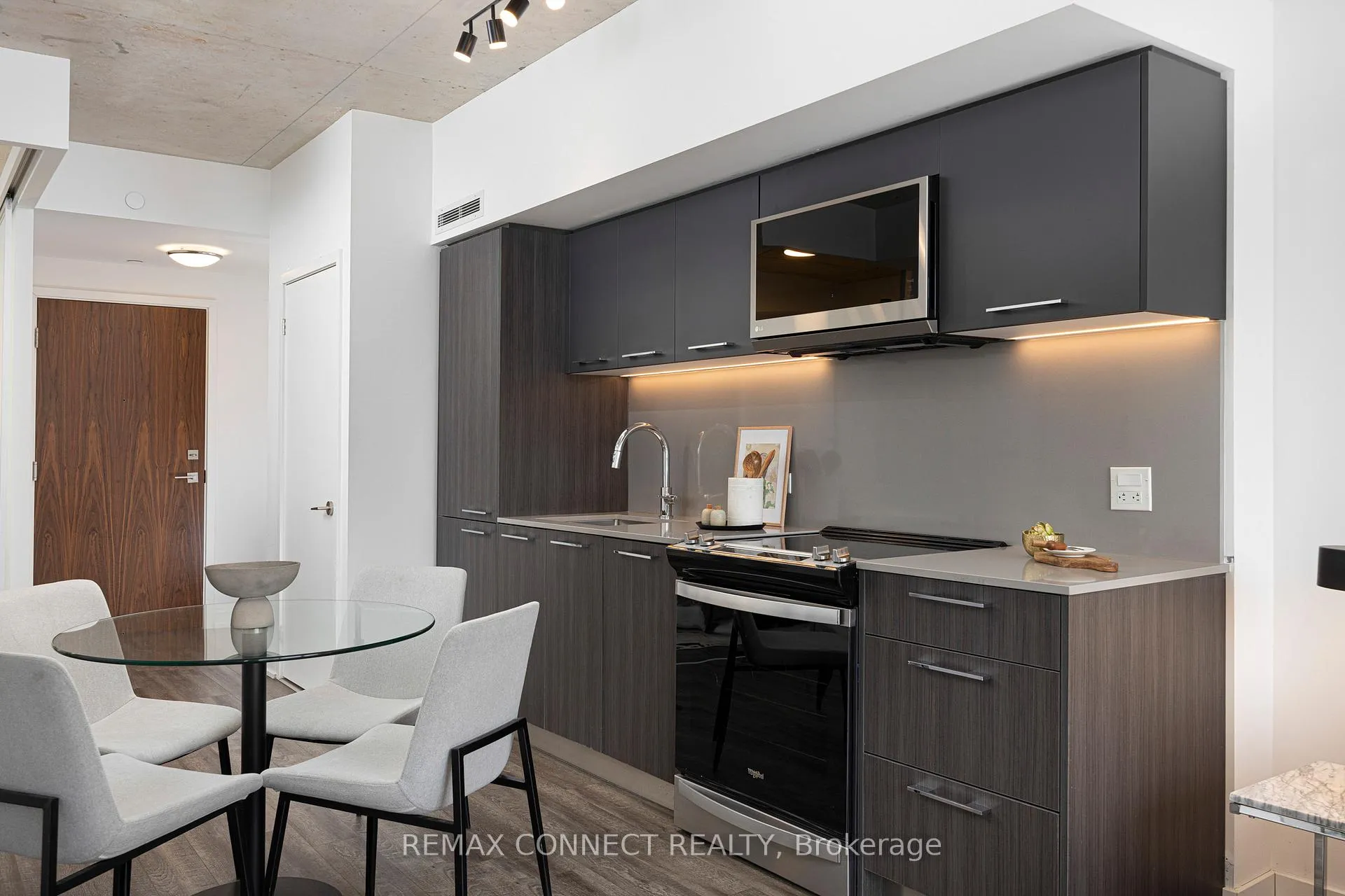 Photo 16 of Unit 417, 665 Queen Street E, Toronto, South Riverdale — HOMEH