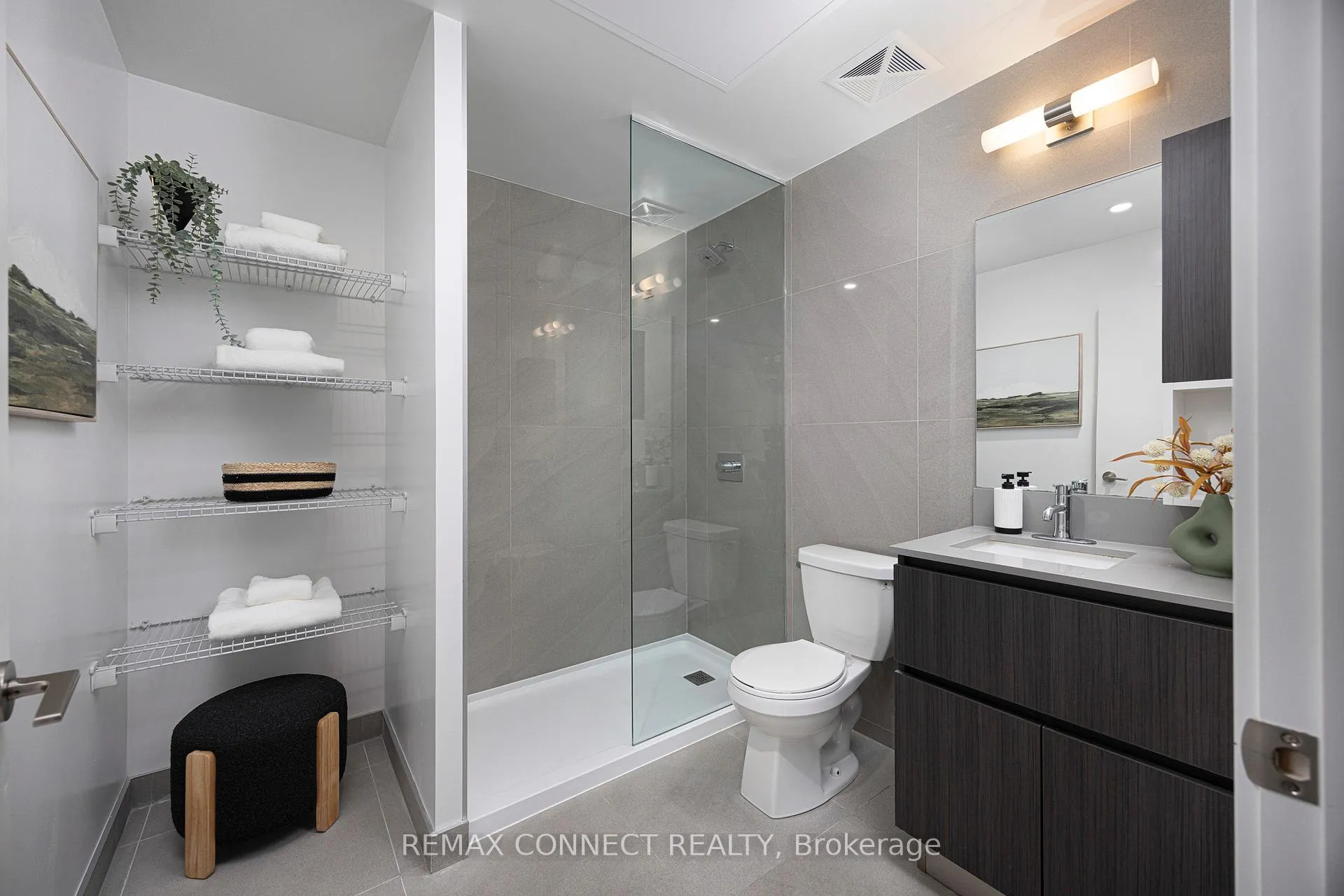 Photo 27 of Unit 417, 665 Queen Street E, Toronto, South Riverdale — HOMEH