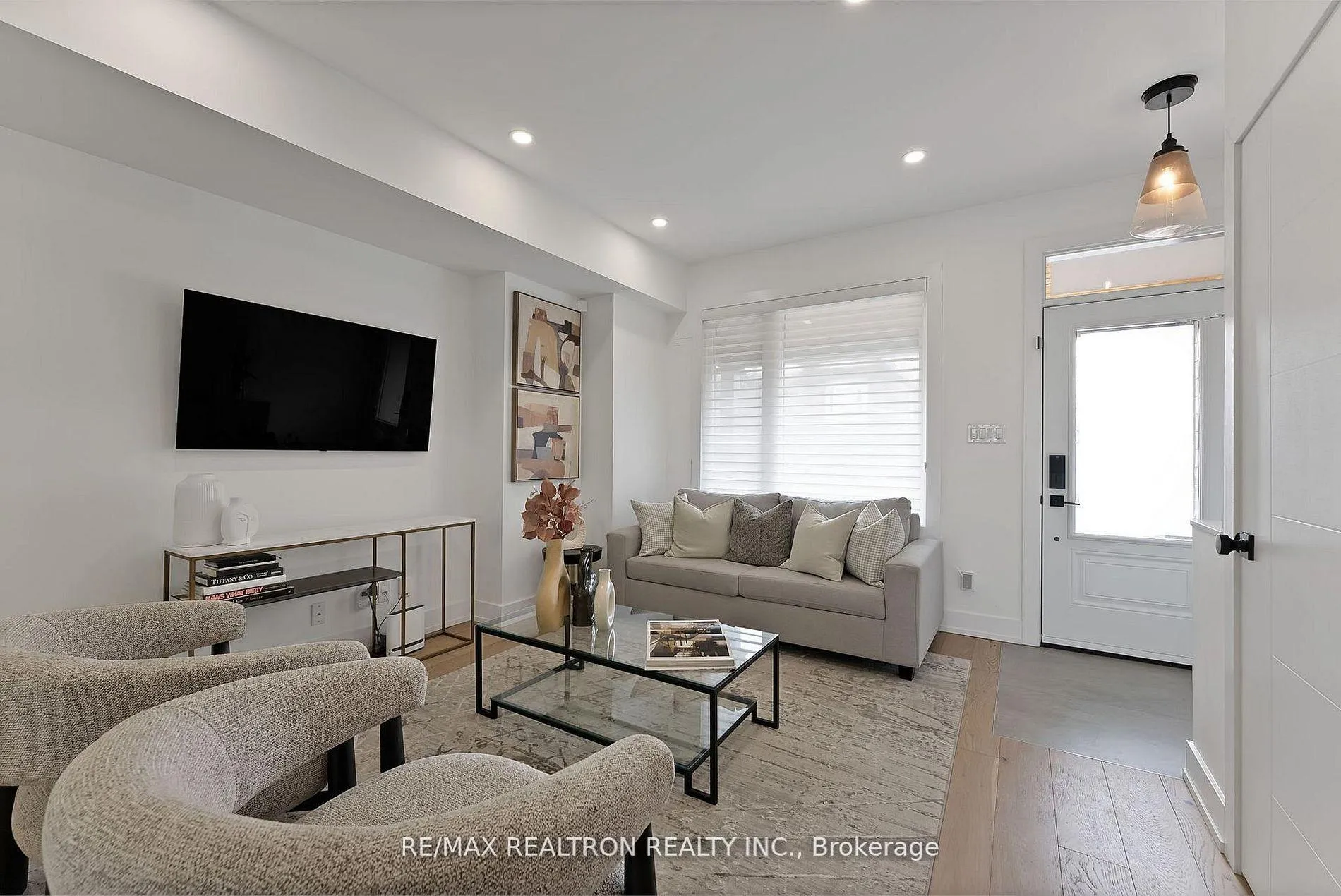 Photo 4 of 277 Boston Avenue, Toronto, South Riverdale — HOMEH