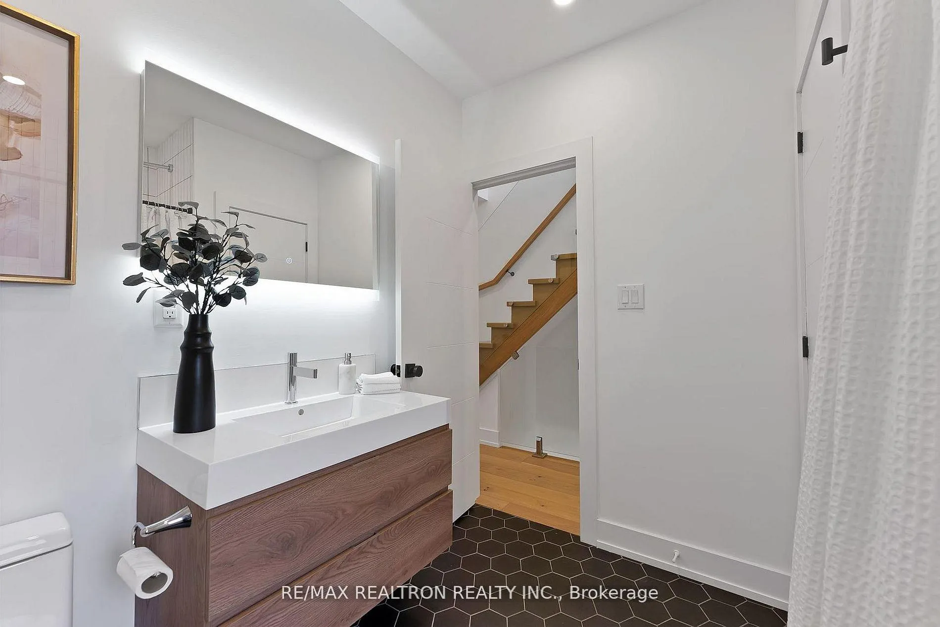 Photo 24 of 277 Boston Avenue, Toronto, South Riverdale — HOMEH