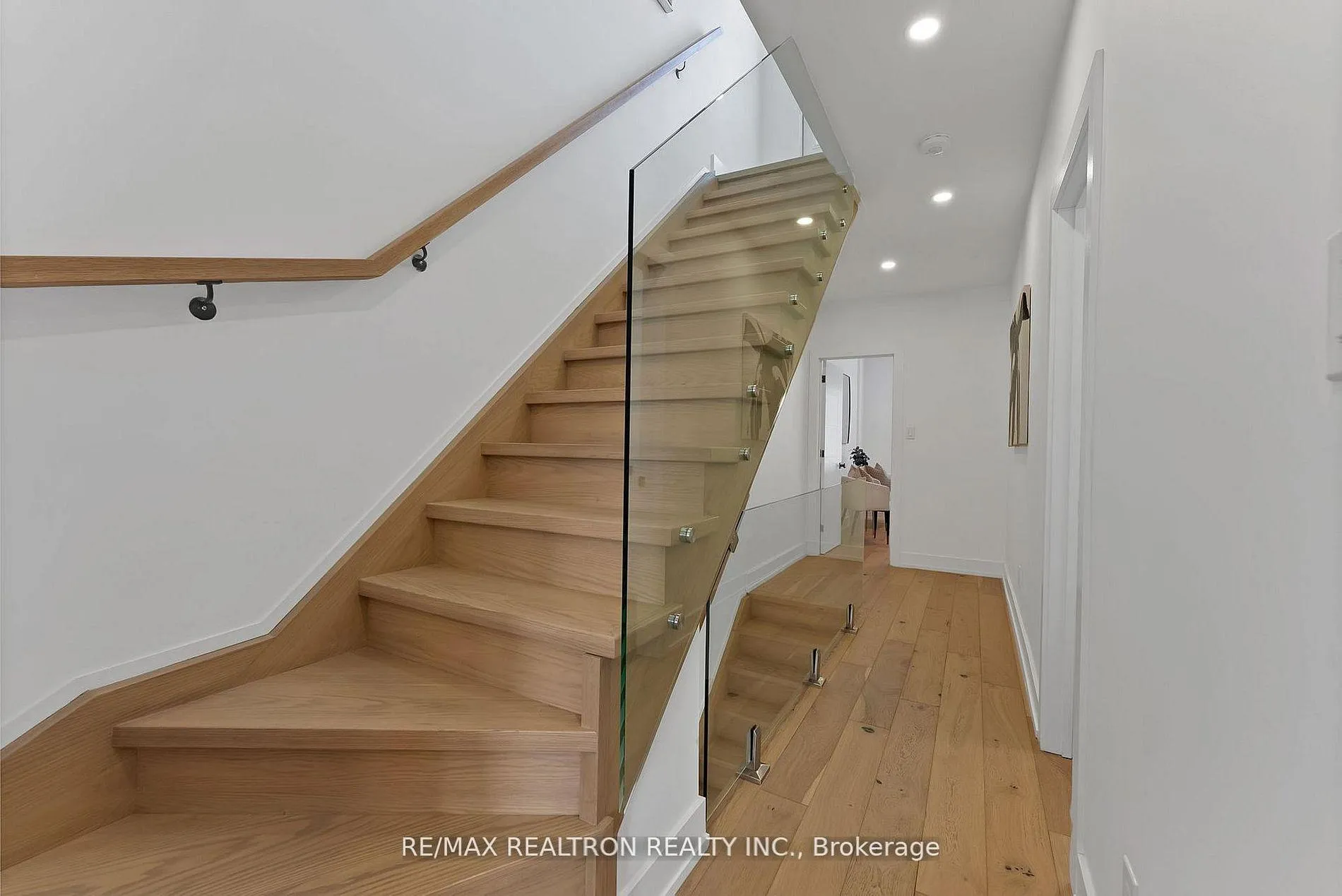 Photo 28 of 277 Boston Avenue, Toronto, South Riverdale — HOMEH