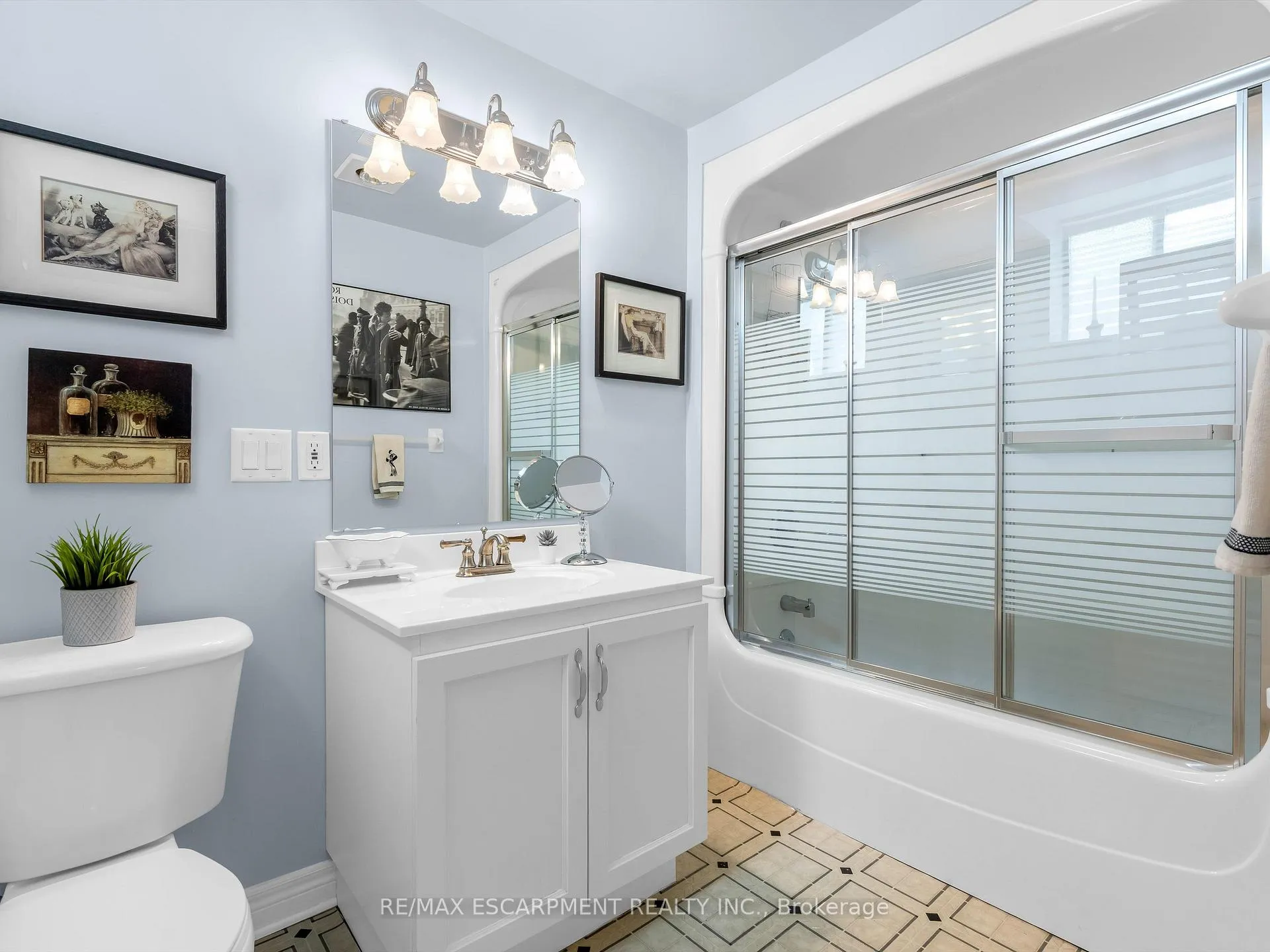 Photo 32 of 3900 Sunset Lane, Lincoln, Lincoln-Jordan/Vineland — HOMEH
