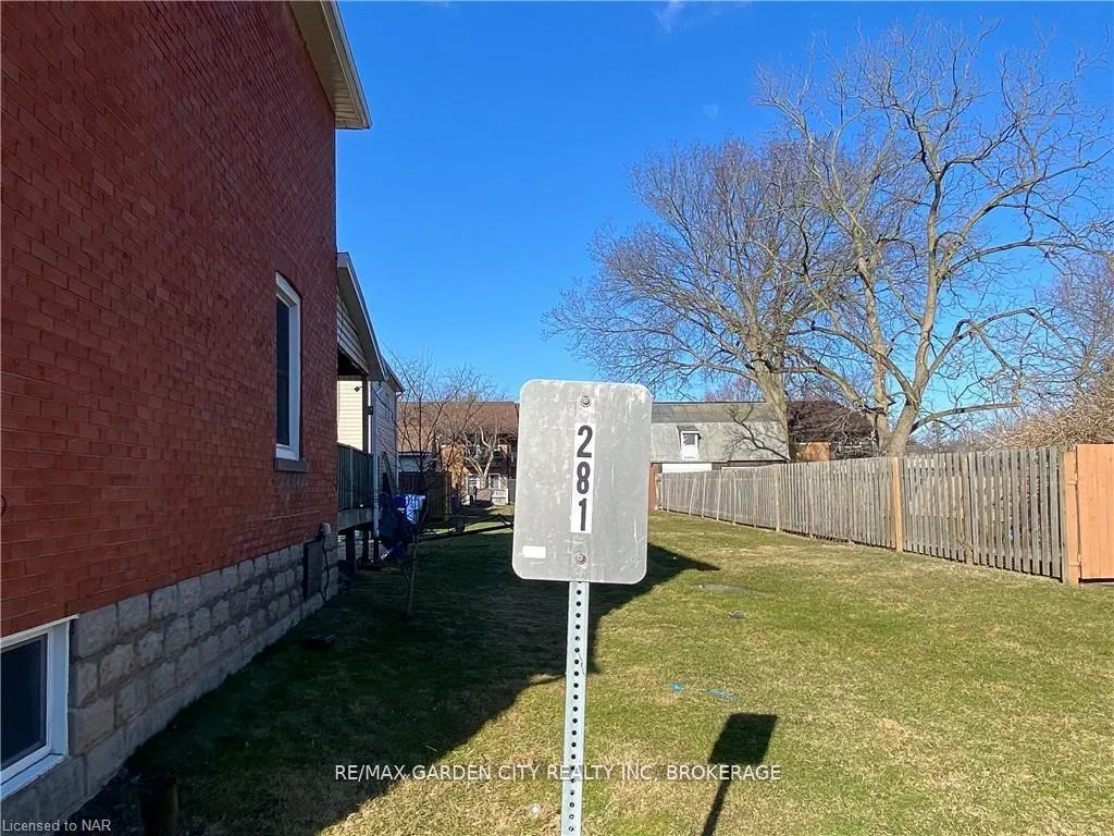 Photo 2 of 281 Niagara Street, Welland, Prince Charles — HOMEH
