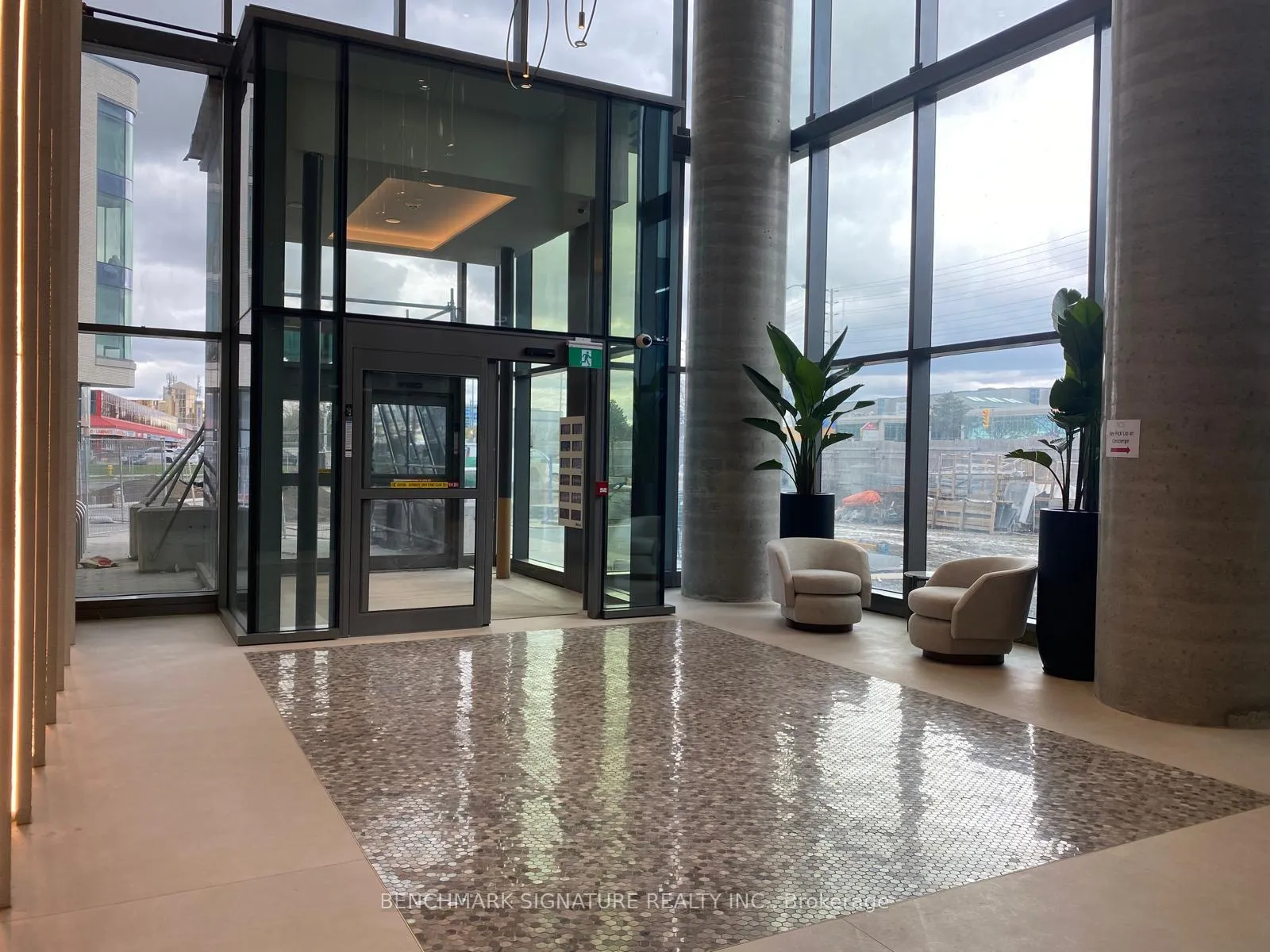 Photo 2 of Unit 302, 7890 Jane Street, Vaughan, Vaughan Corporate Centre — HOMEH