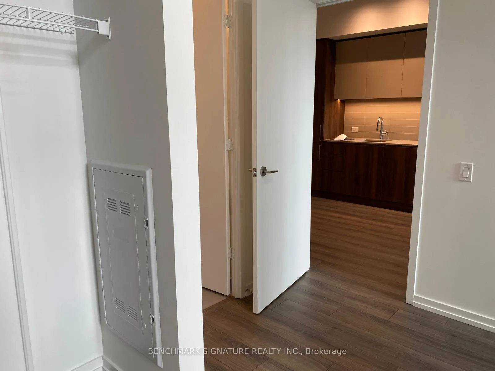 Photo 13 of Unit 302, 7890 Jane Street, Vaughan, Vaughan Corporate Centre — HOMEH