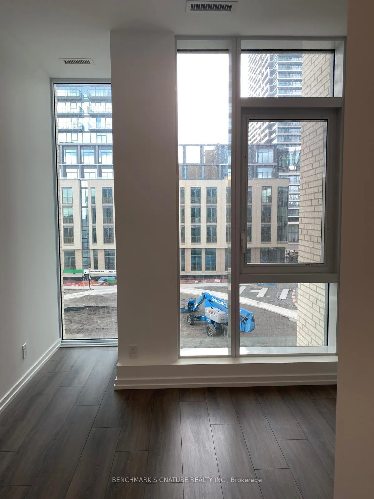 Photo 14 of Unit 302, 7890 Jane Street, Vaughan, Vaughan Corporate Centre — HOMEH
