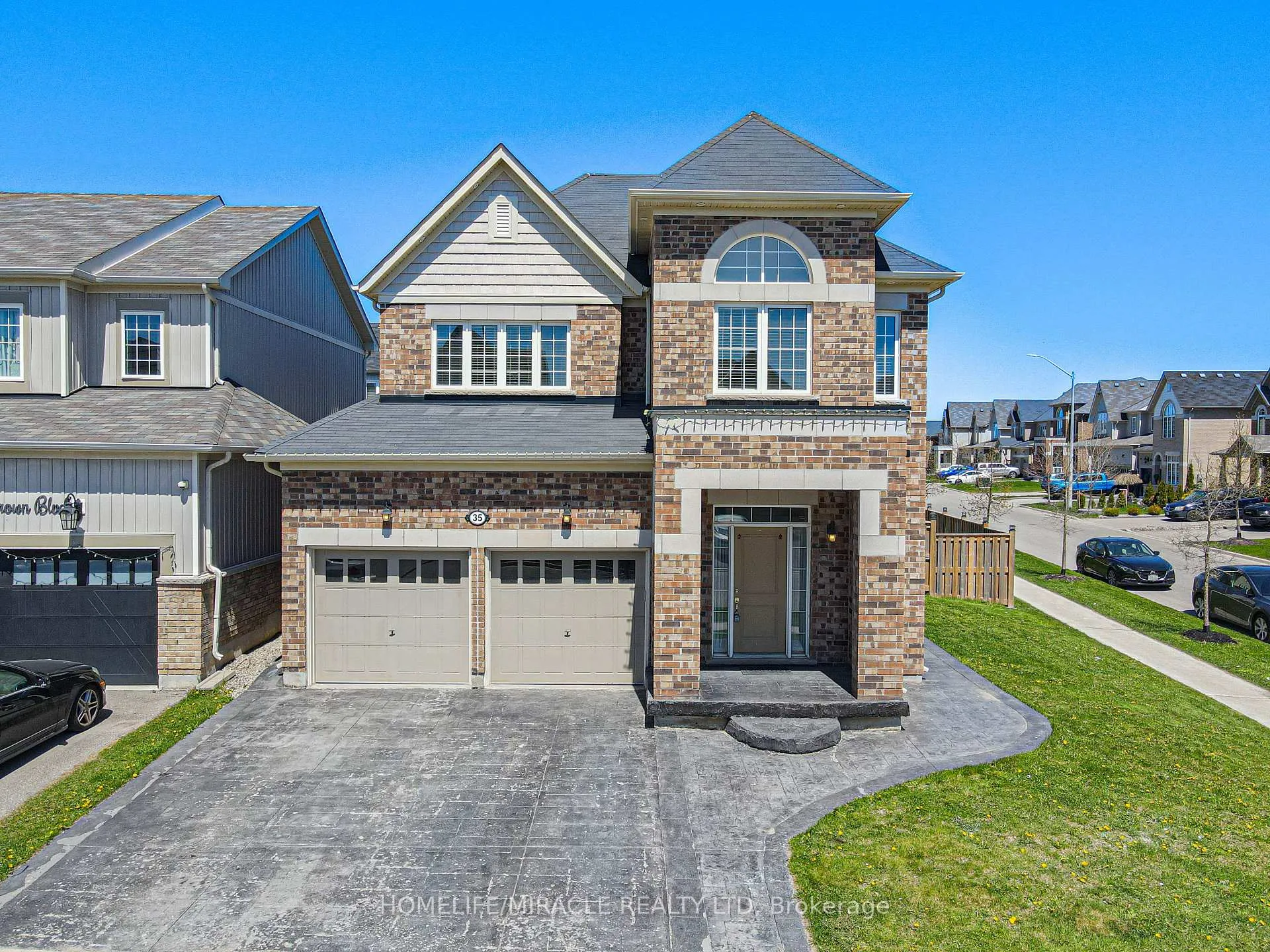 Photo 1 of 35 Drew Brown Boulevard, Orangeville — HOMEH