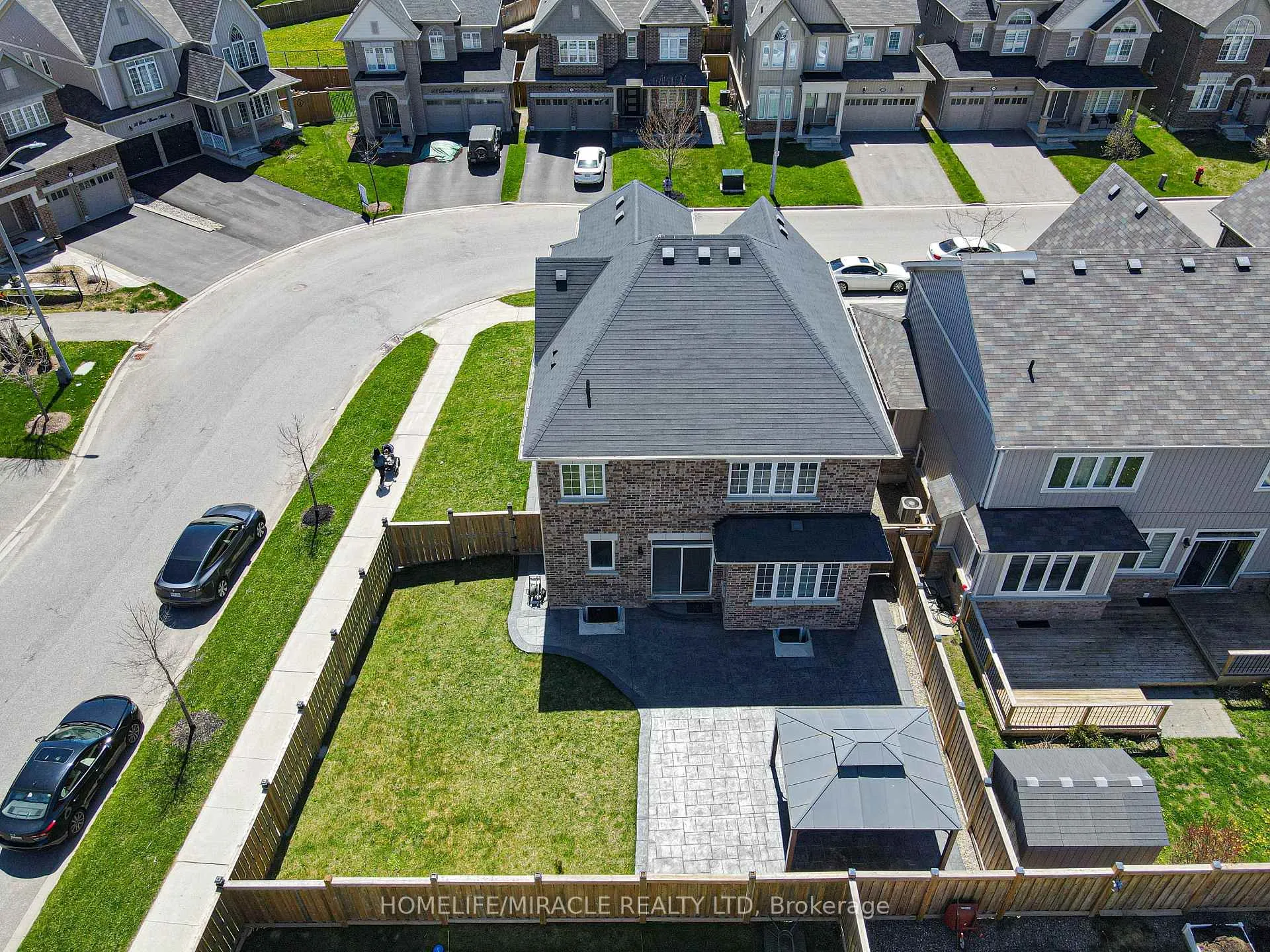 Photo 48 of 35 Drew Brown Boulevard, Orangeville — HOMEH