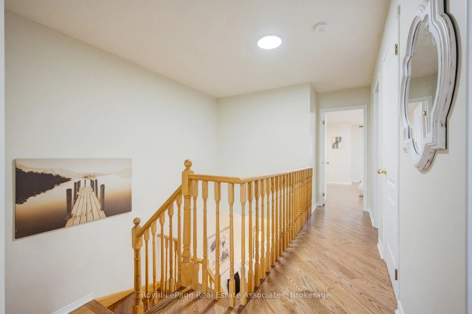 Photo 16 of 49 Tiller Trail, Brampton, Fletcher's Creek Village — HOMEH