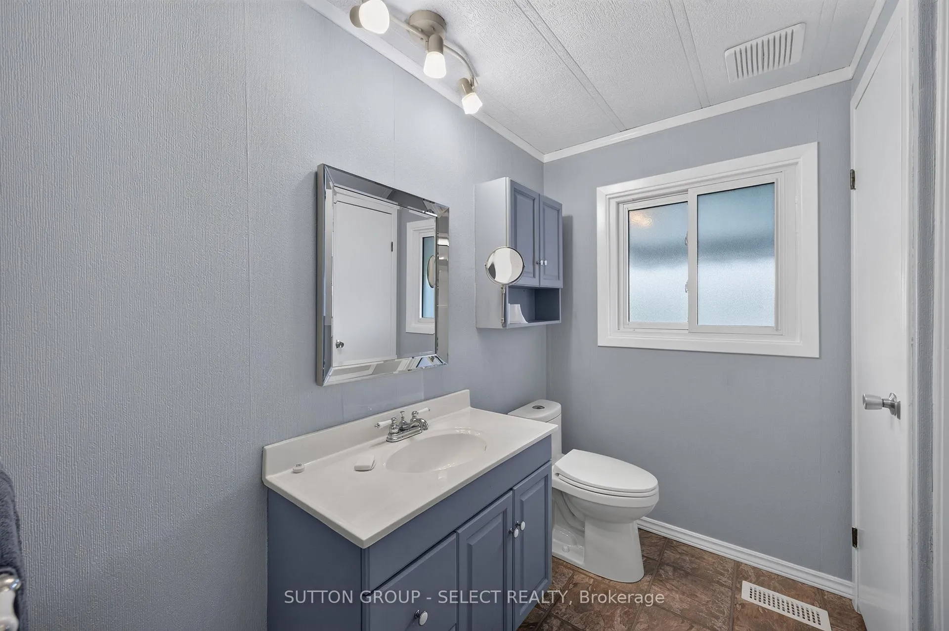 Photo 19 of 32 Miller Street, Strathroy-Caradoc, SE — HOMEH