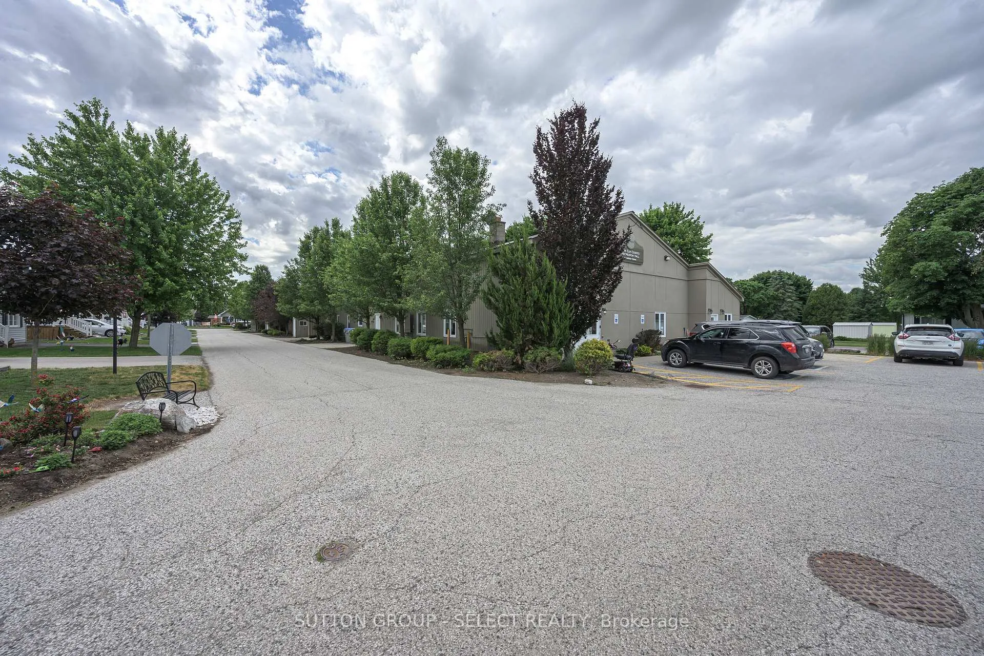Photo 27 of 32 Miller Street, Strathroy-Caradoc, SE — HOMEH