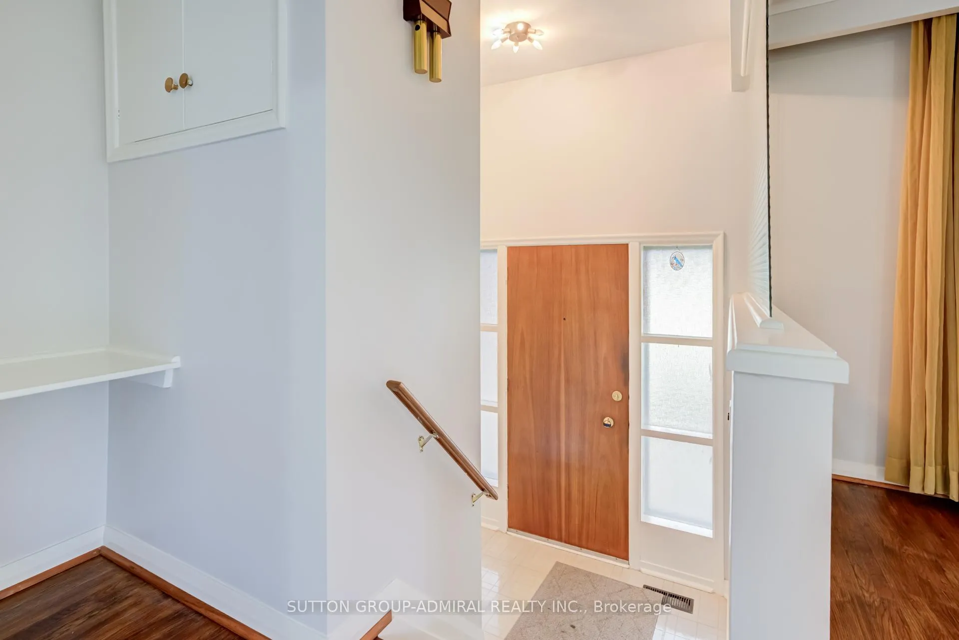 Photo 2 of 72 Cornerbrook Drive, North York, Parkwoods-Donalda — HOMEH