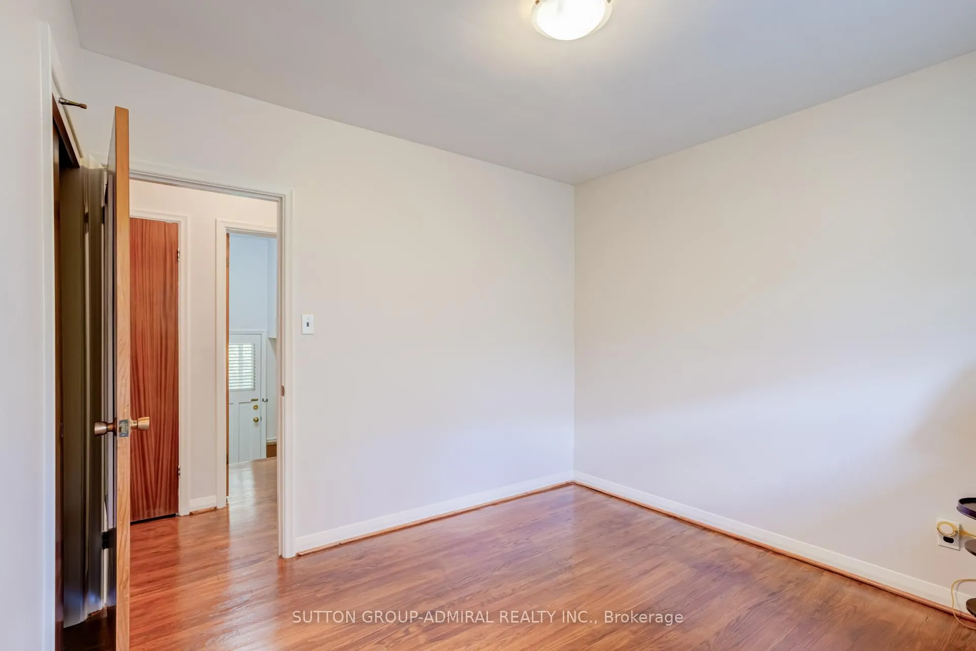 Photo 16 of 72 Cornerbrook Drive, North York, Parkwoods-Donalda — HOMEH