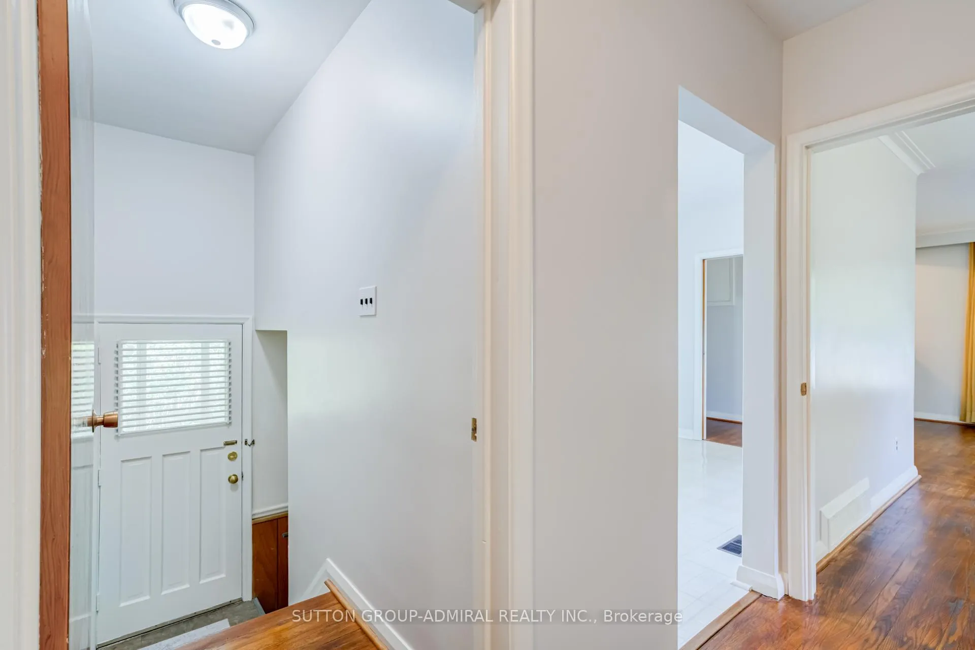 Photo 19 of 72 Cornerbrook Drive, North York, Parkwoods-Donalda — HOMEH