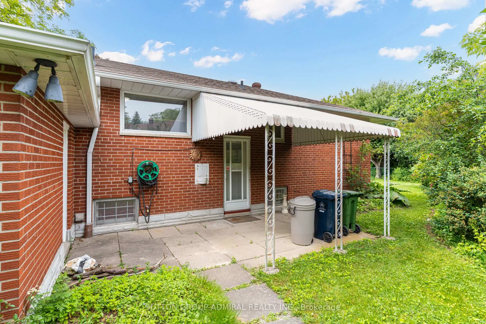 Photo 28 of 72 Cornerbrook Drive, North York, Parkwoods-Donalda — HOMEH