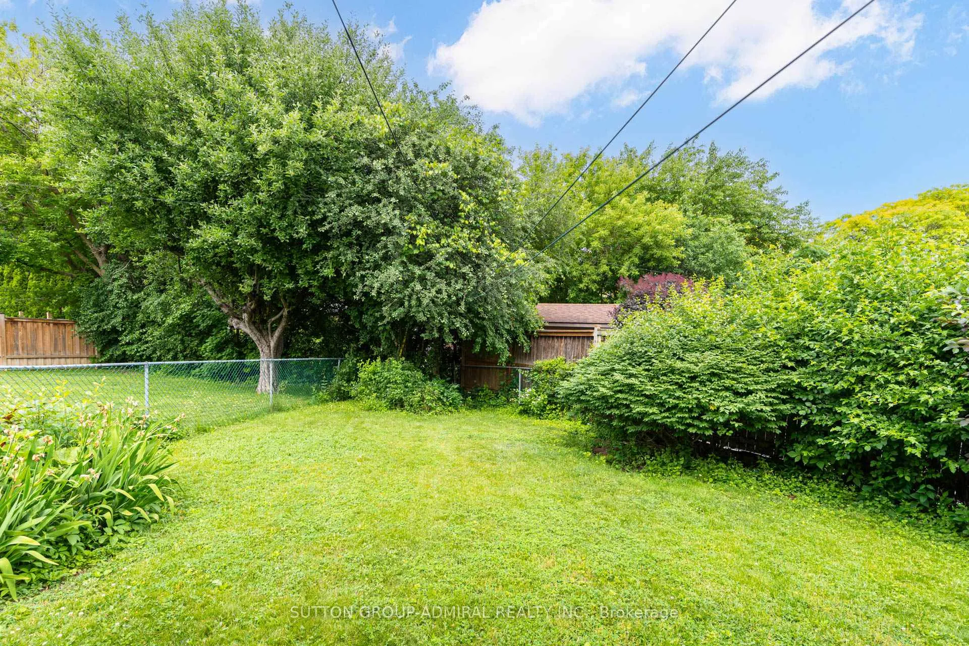Photo 31 of 72 Cornerbrook Drive, North York, Parkwoods-Donalda — HOMEH