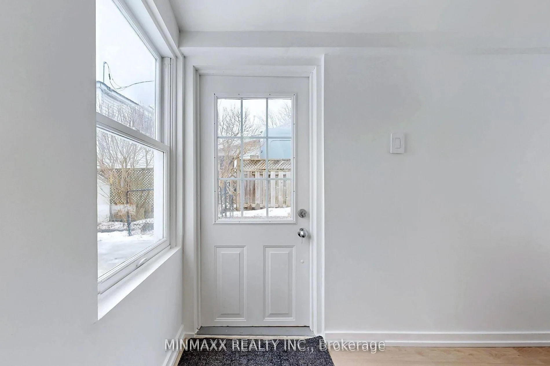 Photo 6 of 127 Poplar Avenue, Halton Hills, Acton — HOMEH
