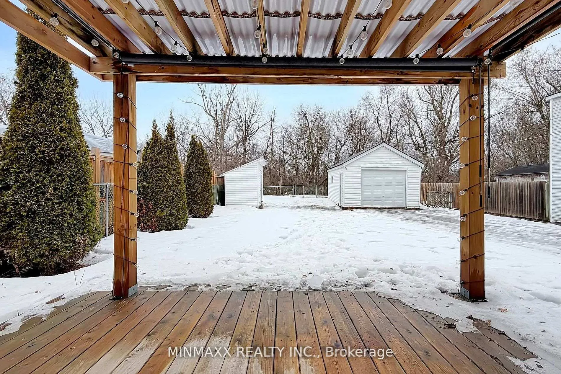 Photo 43 of 127 Poplar Avenue, Halton Hills, Acton — HOMEH