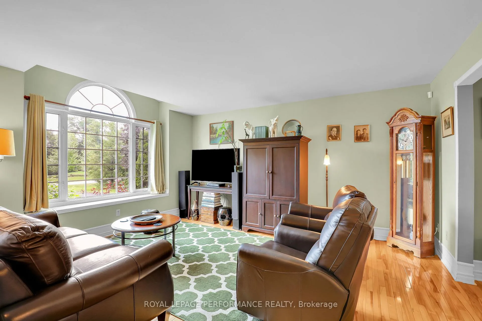 Photo 10 of 6115 Kaycourt Drive, Ottawa, Osgoode Twp South of Reg Rd 6 — HOMEH
