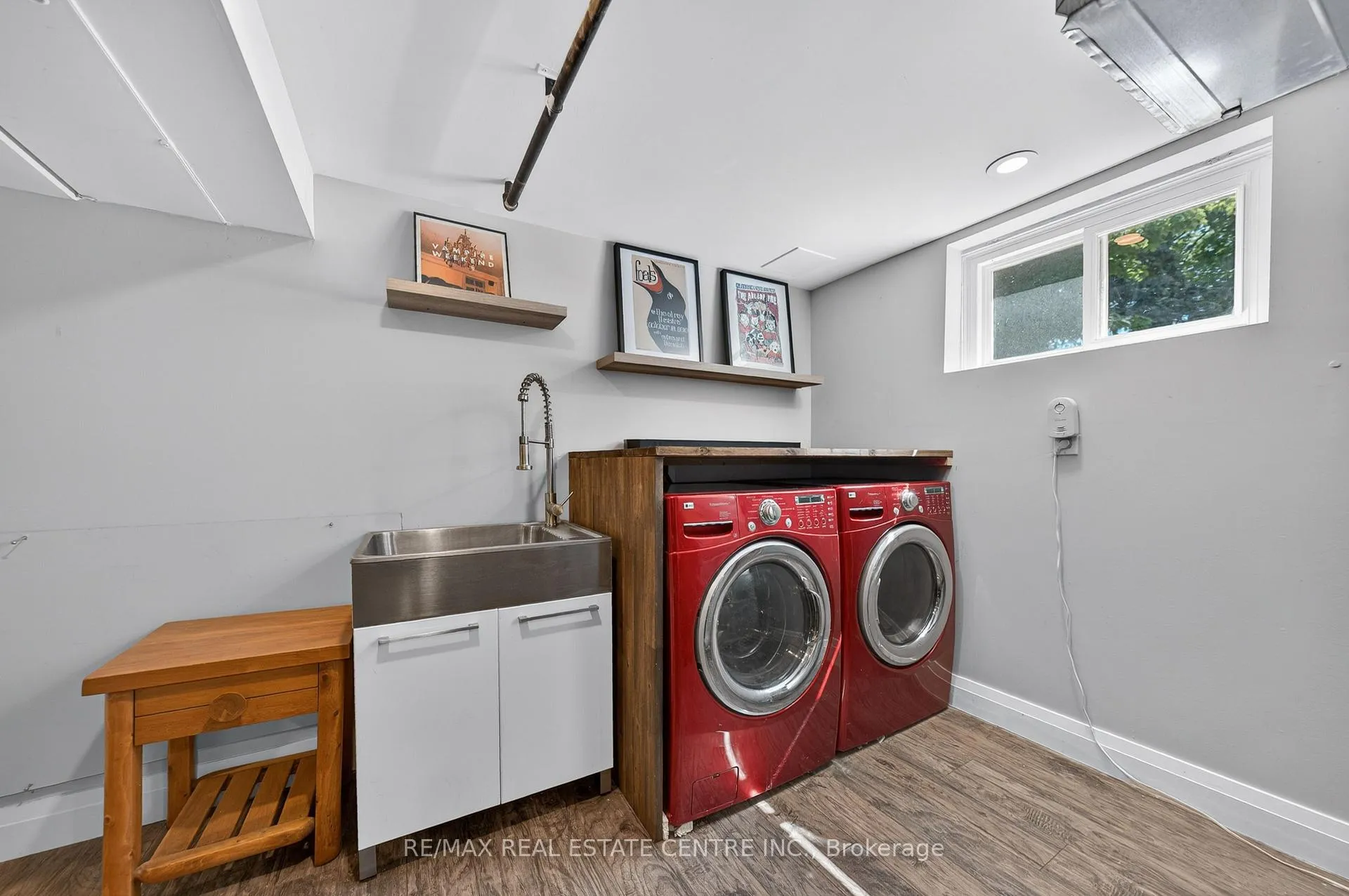 Photo 30 of 154 Bridgeport Road E, Waterloo, Lincoln Heights — HOMEH