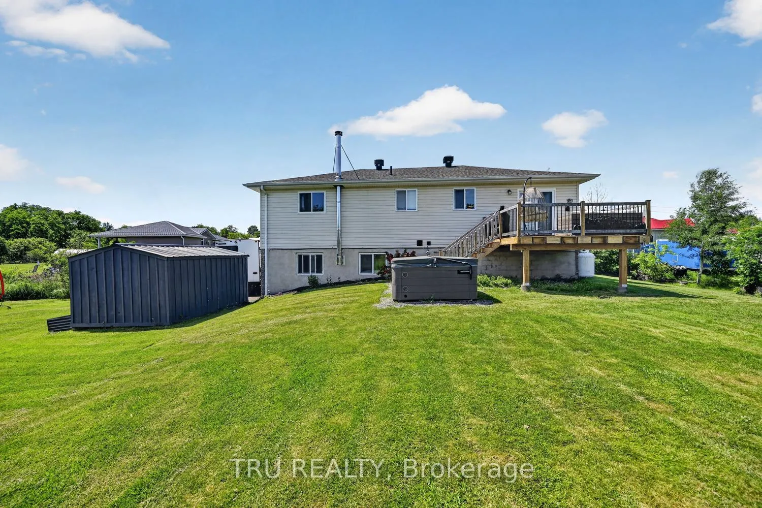 Photo 25 of 5 Brookview Crescent, Athens, R of Yonge & Escott Twp — HOMEH