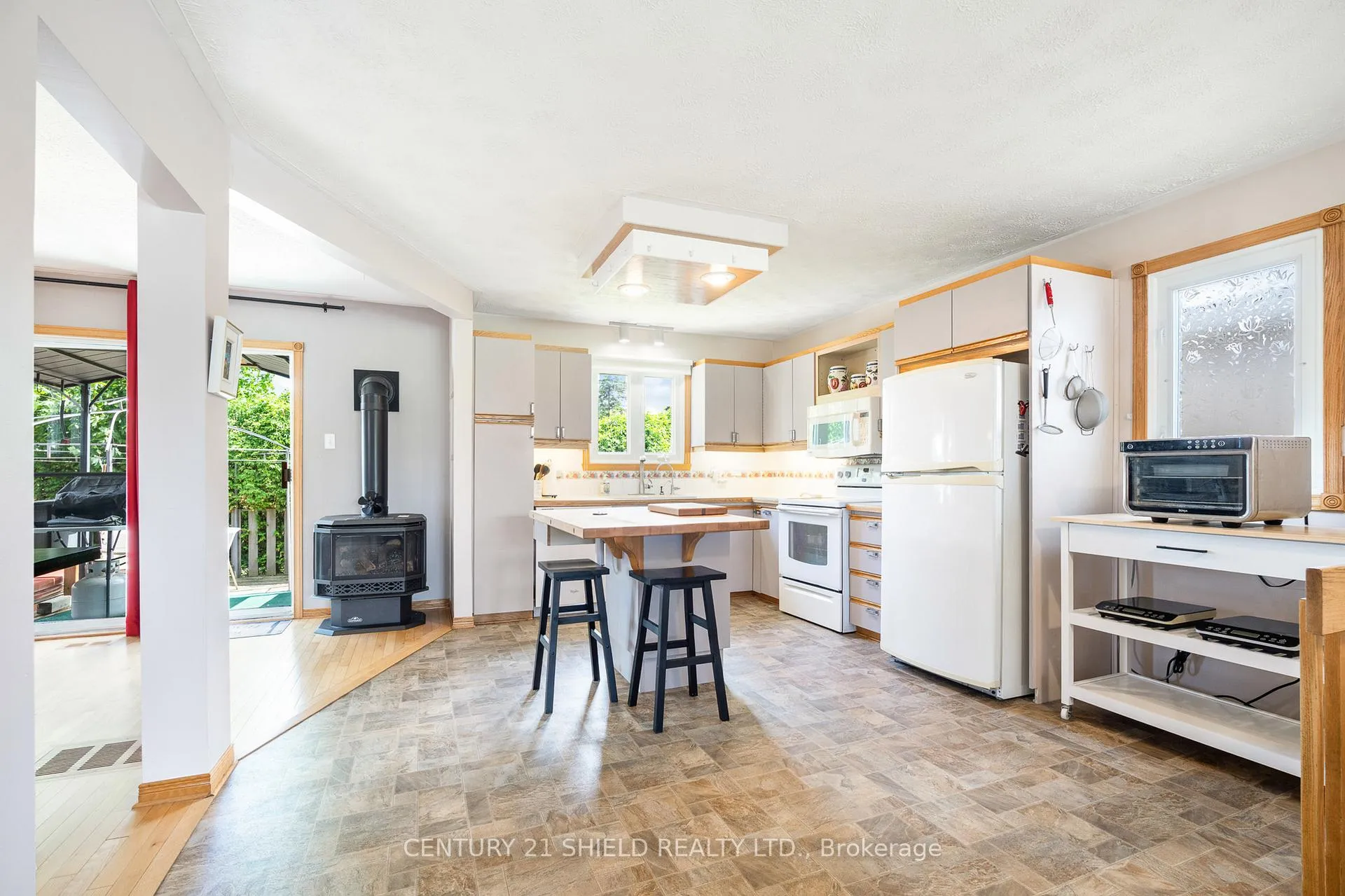 Photo 24 of 38 Clement Street, North Glengarry, Alexandria — HOMEH