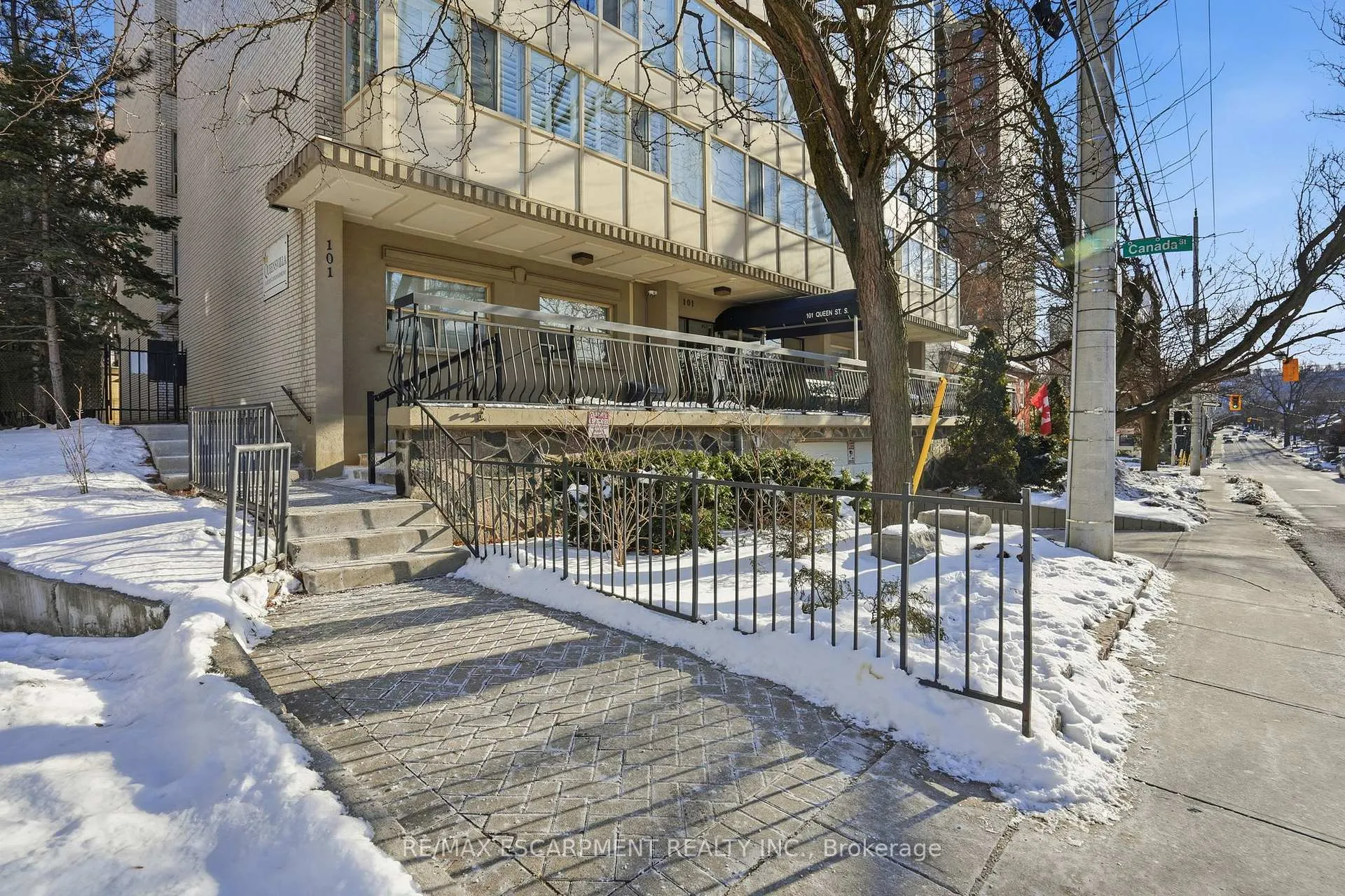 Photo 2 of Unit 804, 101 Queen Street, Hamilton, Durand — HOMEH