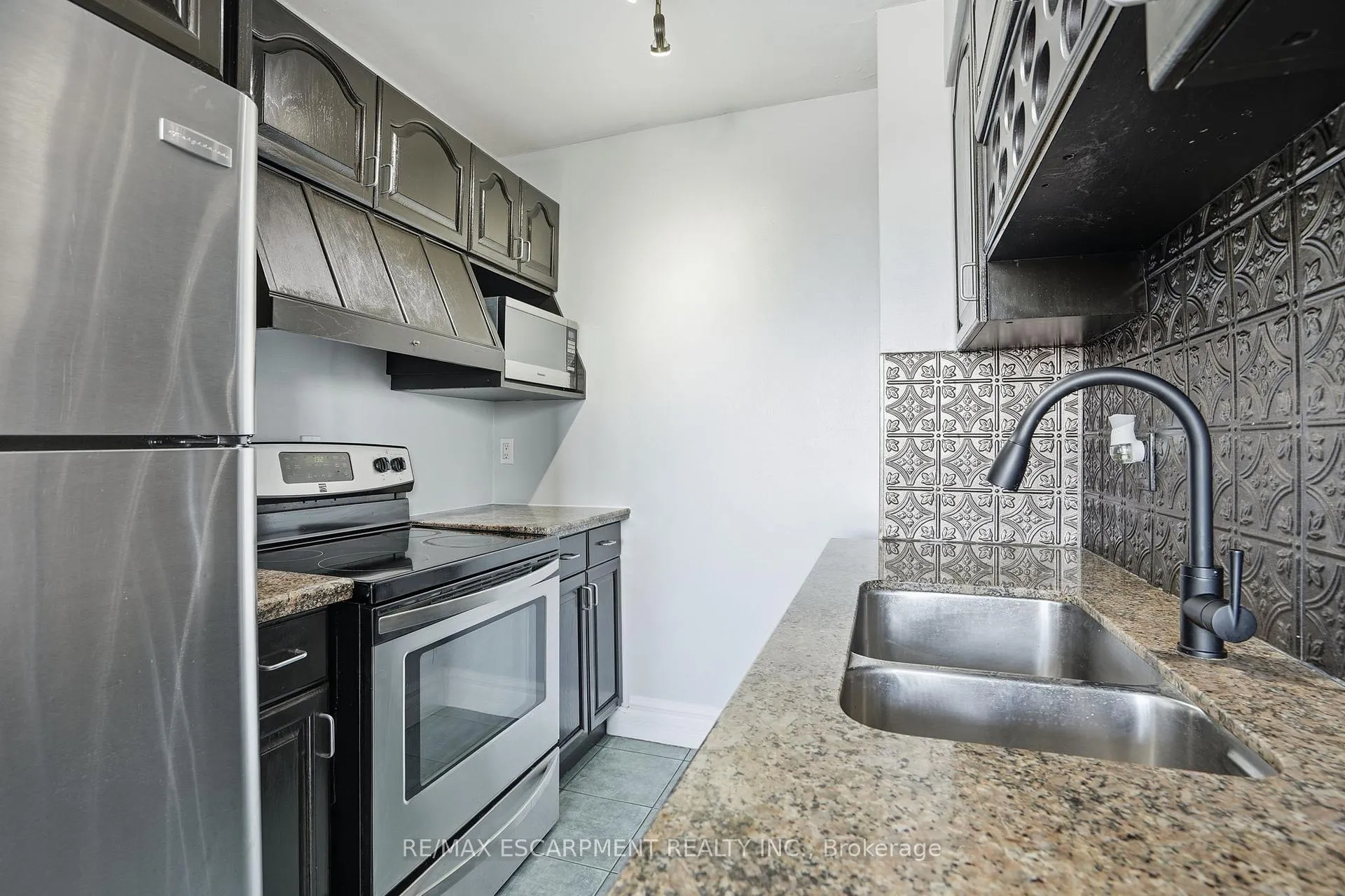 Photo 12 of Unit 804, 101 Queen Street, Hamilton, Durand — HOMEH