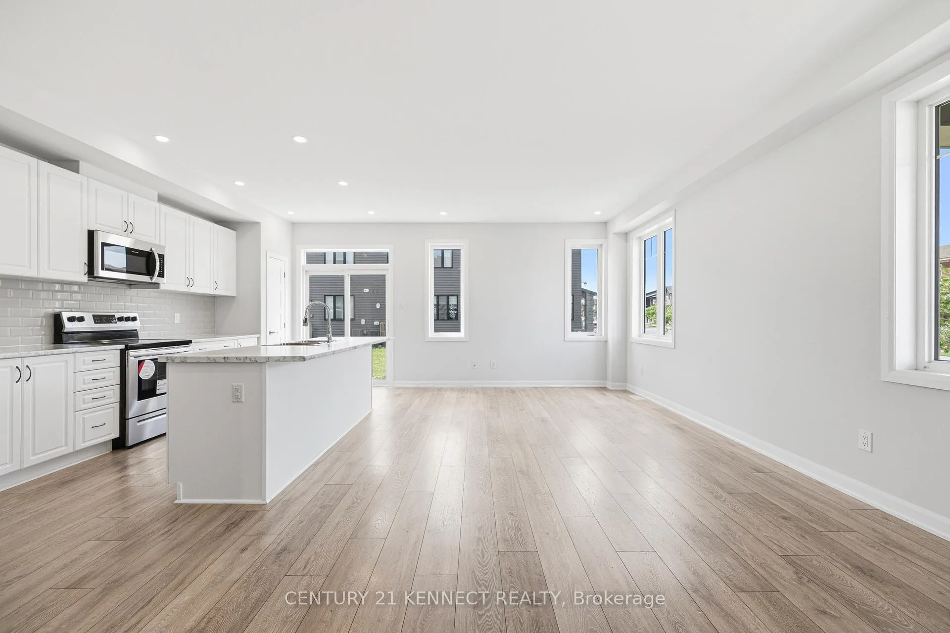 Photo 6 of 1001 Ballyhale Heights, Ottawa, Barrhaven - Half Moon Bay — HOMEH