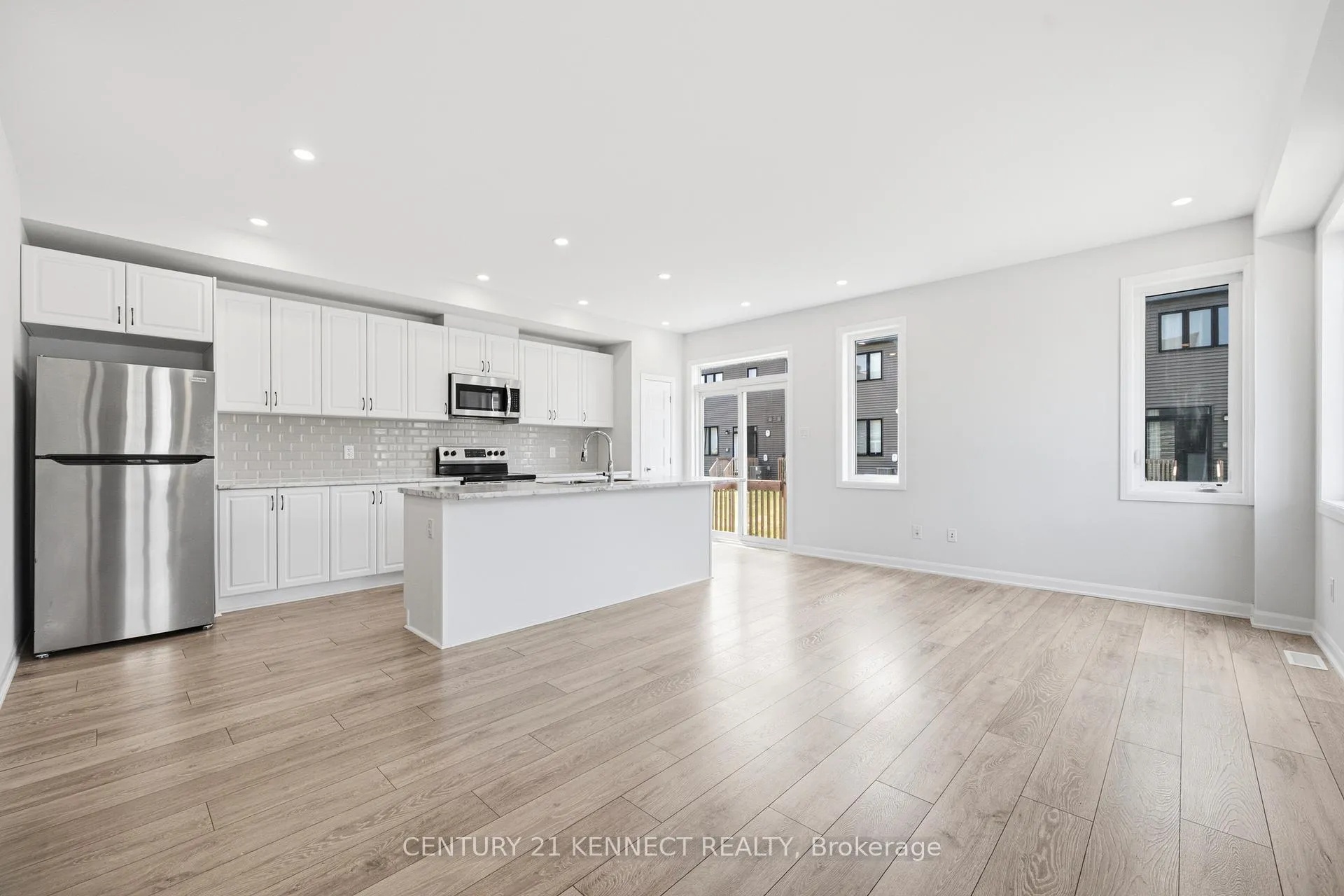 Photo 7 of 1001 Ballyhale Heights, Ottawa, Barrhaven - Half Moon Bay — HOMEH