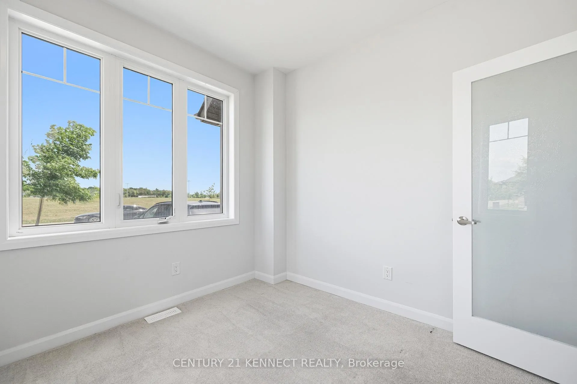 Photo 17 of 1001 Ballyhale Heights, Ottawa, Barrhaven - Half Moon Bay — HOMEH