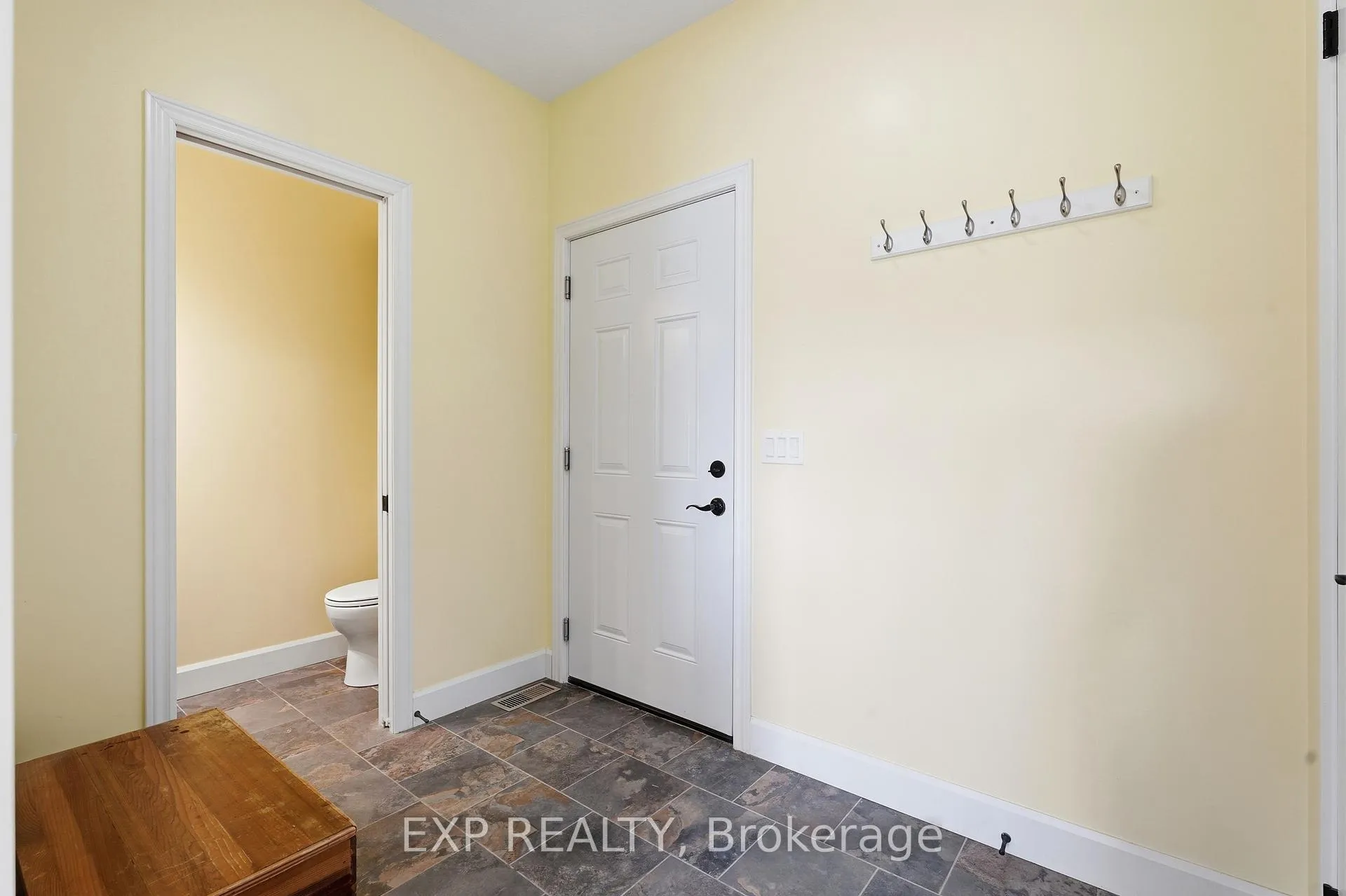Photo 27 of 117 Mary Street, North Huron, Wingham — HOMEH