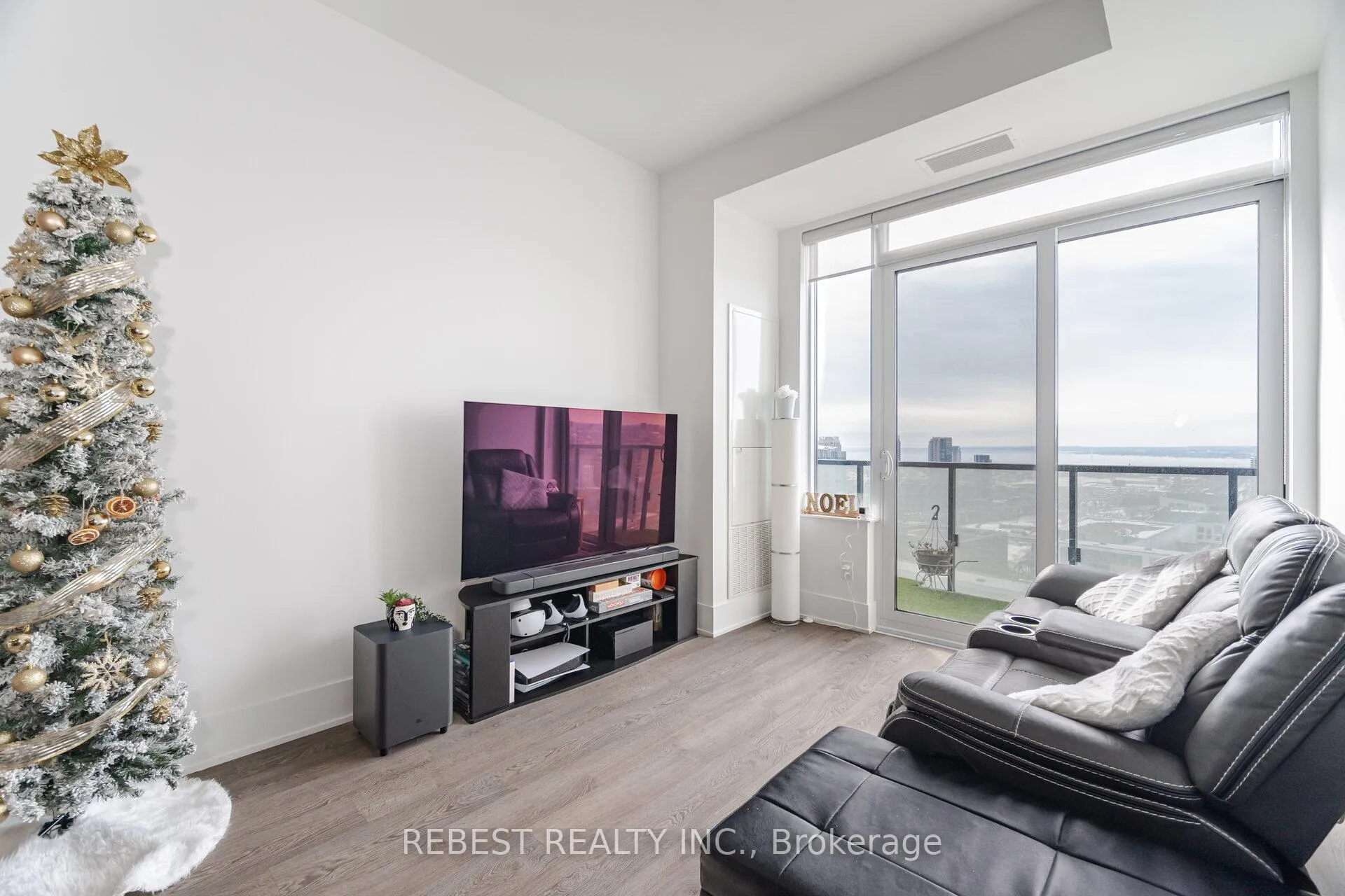 Photo 16 of Unit 2603, 470 Front Street W, Toronto, Waterfront Communities — HOMEH