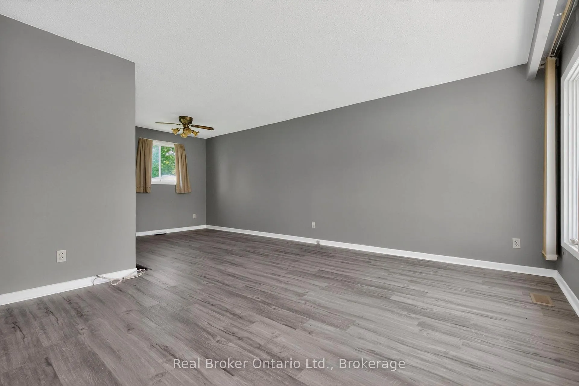 Photo 5 of 531 Seventh Avenue, Tay, Port McNicoll — HOMEH