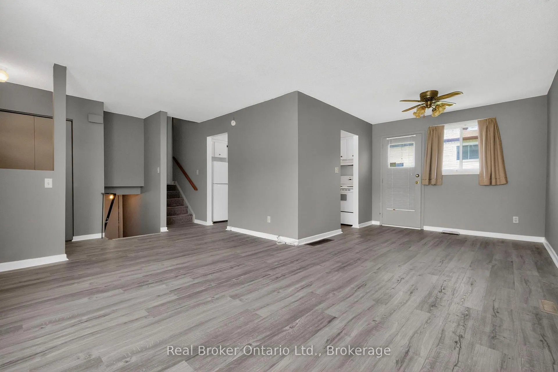 Photo 6 of 531 Seventh Avenue, Tay, Port McNicoll — HOMEH