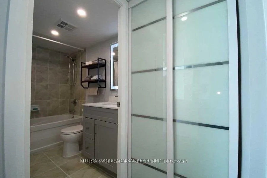 Photo 18 of Unit 1607, 600 Fleet Street, Toronto, Niagara — HOMEH