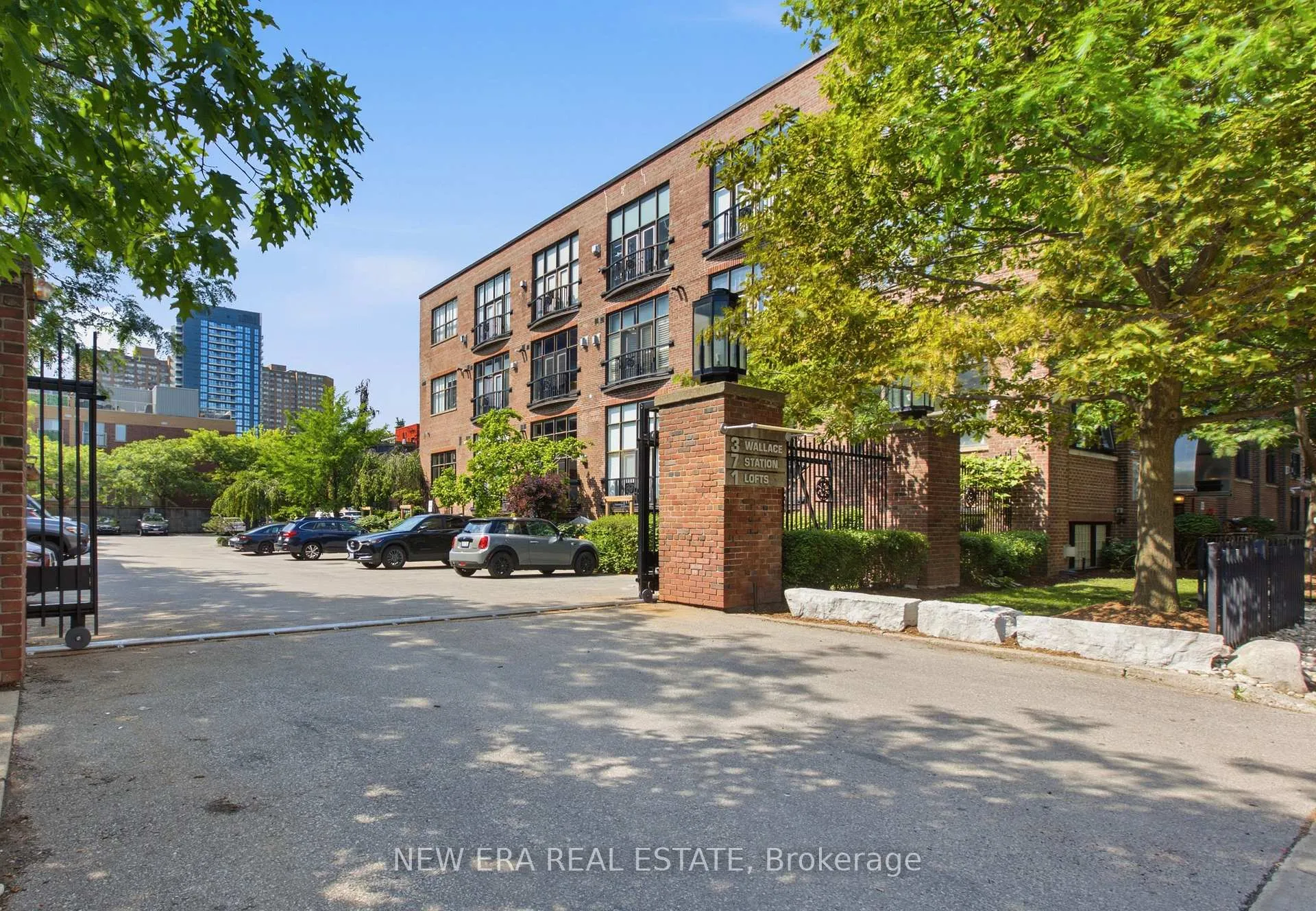 Photo 2 of Unit 39, 371 Wallace Avenue, Toronto, Dovercourt-Wallace Emerson-Junction — HOMEH