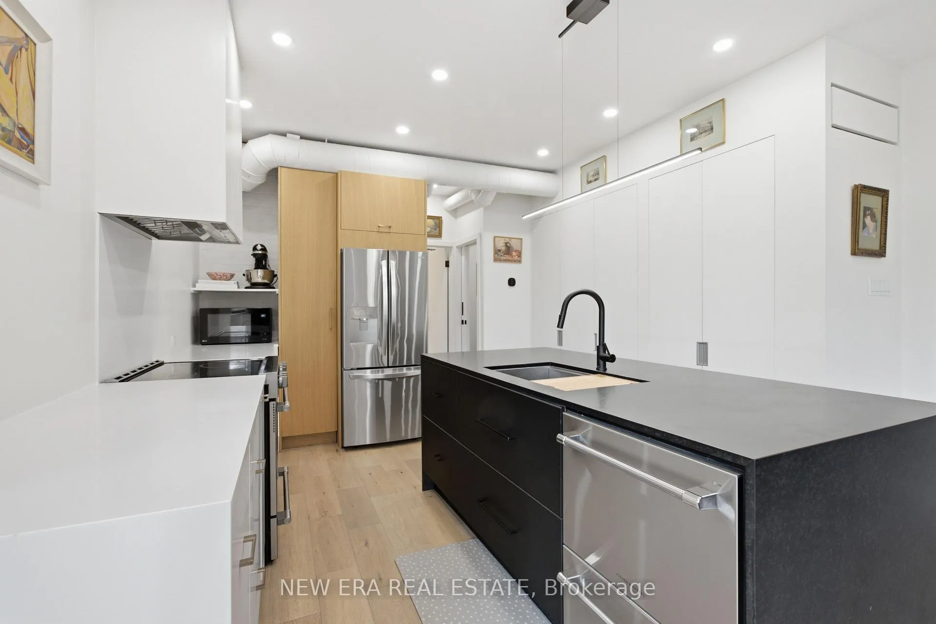Photo 10 of Unit 39, 371 Wallace Avenue, Toronto, Dovercourt-Wallace Emerson-Junction — HOMEH