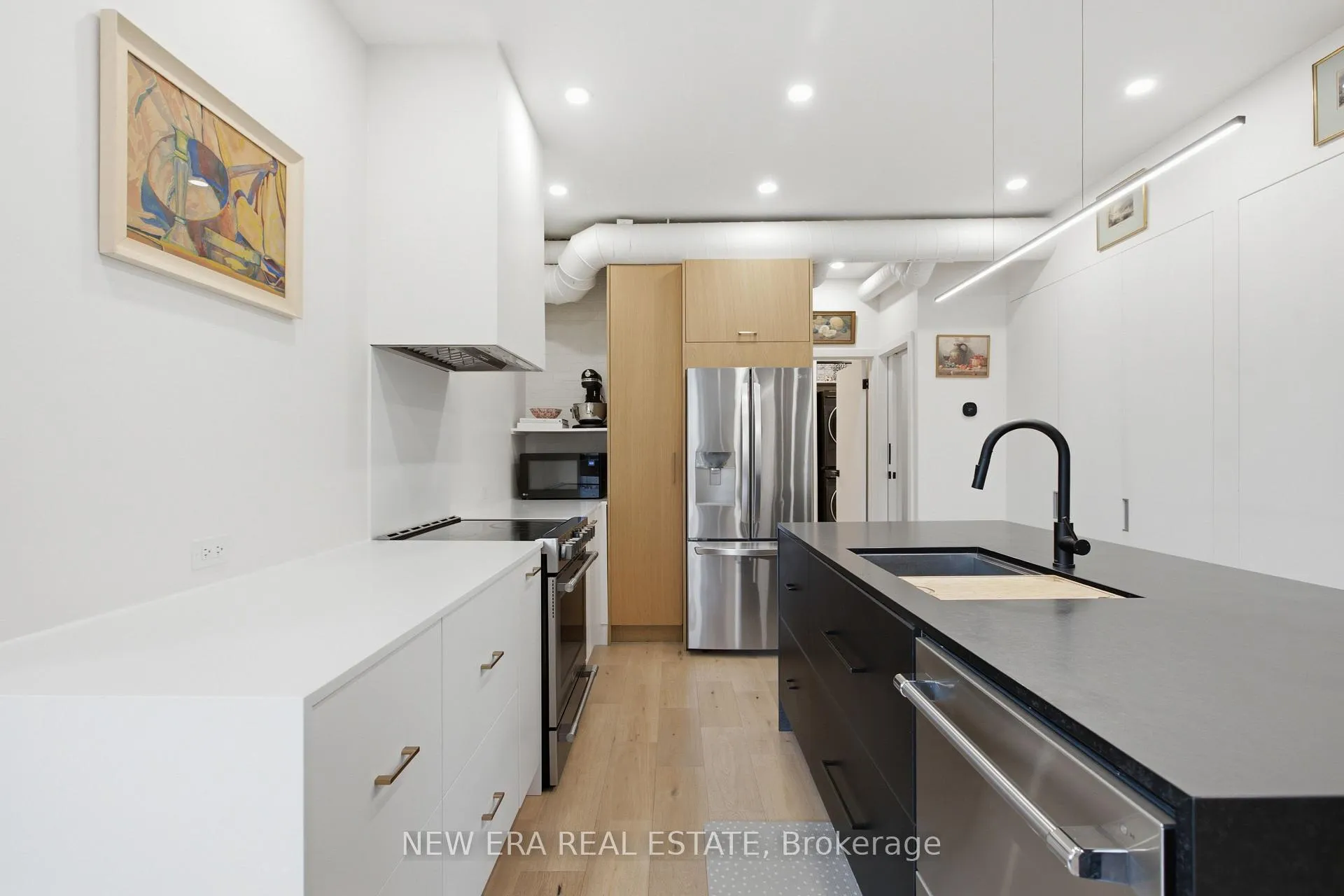 Photo 13 of Unit 39, 371 Wallace Avenue, Toronto, Dovercourt-Wallace Emerson-Junction — HOMEH