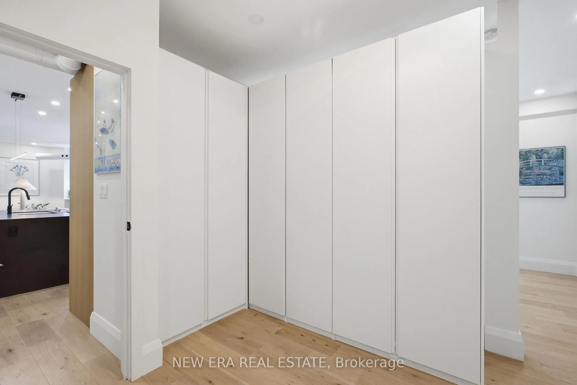 Photo 15 of Unit 39, 371 Wallace Avenue, Toronto, Dovercourt-Wallace Emerson-Junction — HOMEH