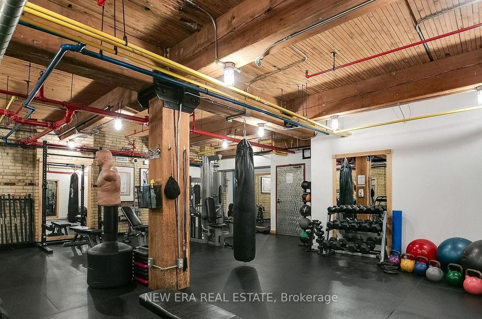 Photo 30 of Unit 39, 371 Wallace Avenue, Toronto, Dovercourt-Wallace Emerson-Junction — HOMEH