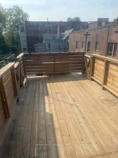Photo 11 of 1052 Bathurst Street, Toronto, The Annex — HOMEH