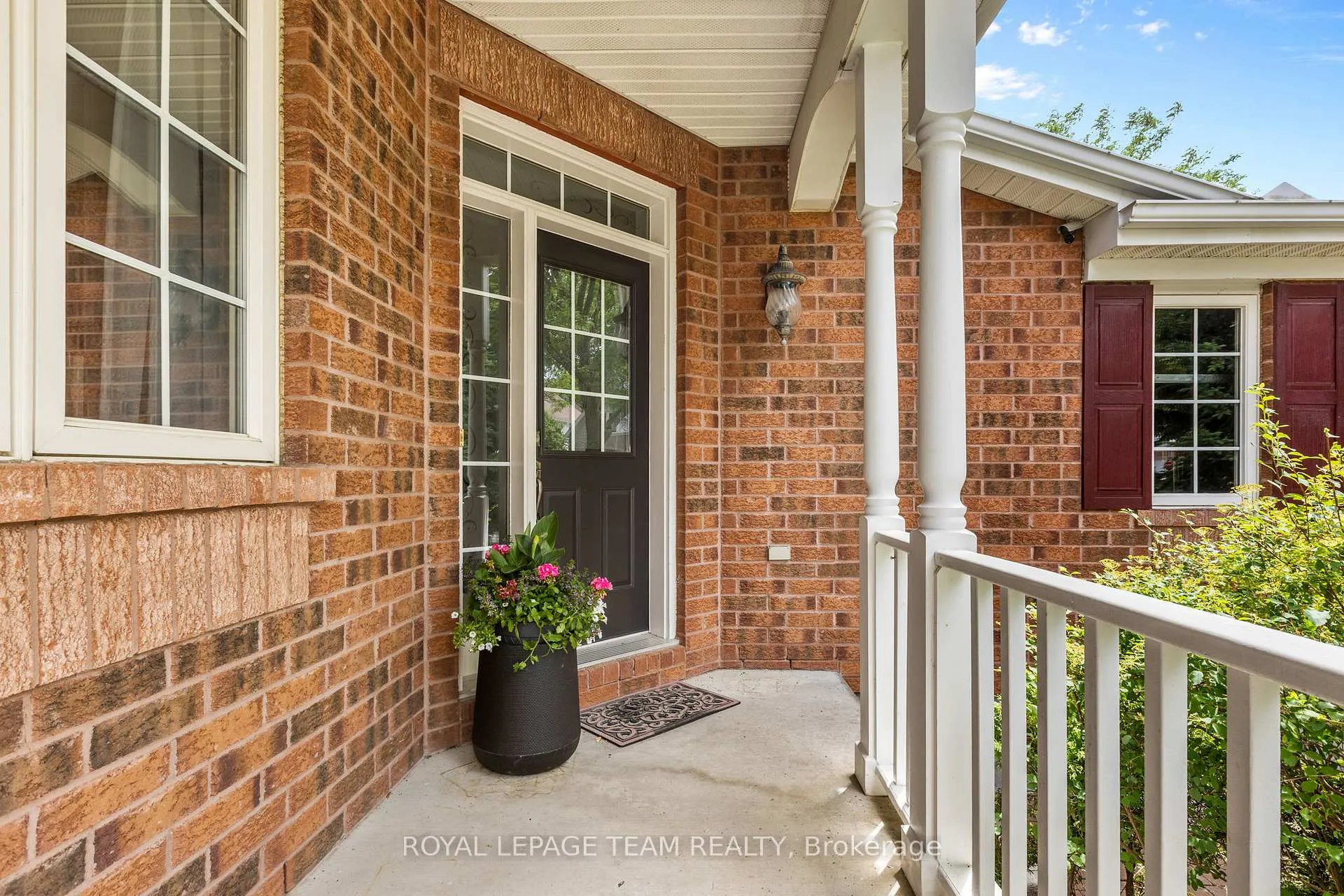 Photo 5 of 178 Hemlo Crescent, Ottawa, Kanata - Kanata Lakes/Heritage Hills — HOMEH