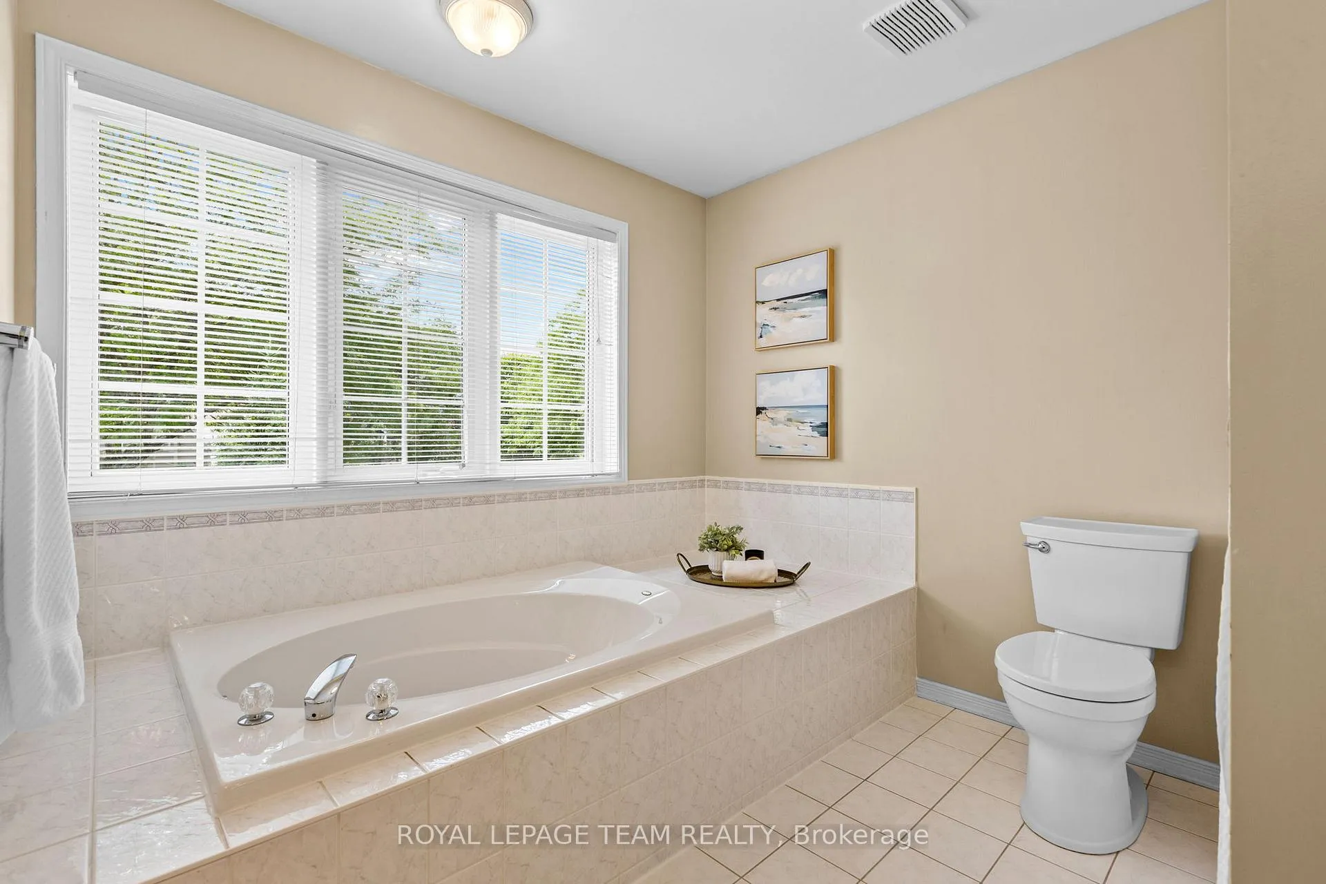 Photo 27 of 178 Hemlo Crescent, Ottawa, Kanata - Kanata Lakes/Heritage Hills — HOMEH