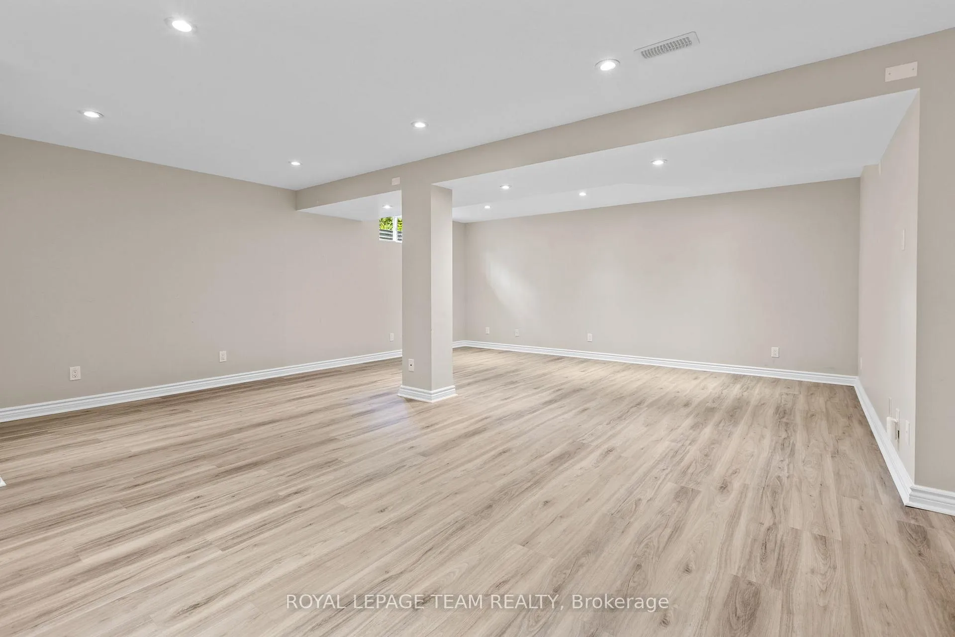 Photo 37 of 178 Hemlo Crescent, Ottawa, Kanata - Kanata Lakes/Heritage Hills — HOMEH