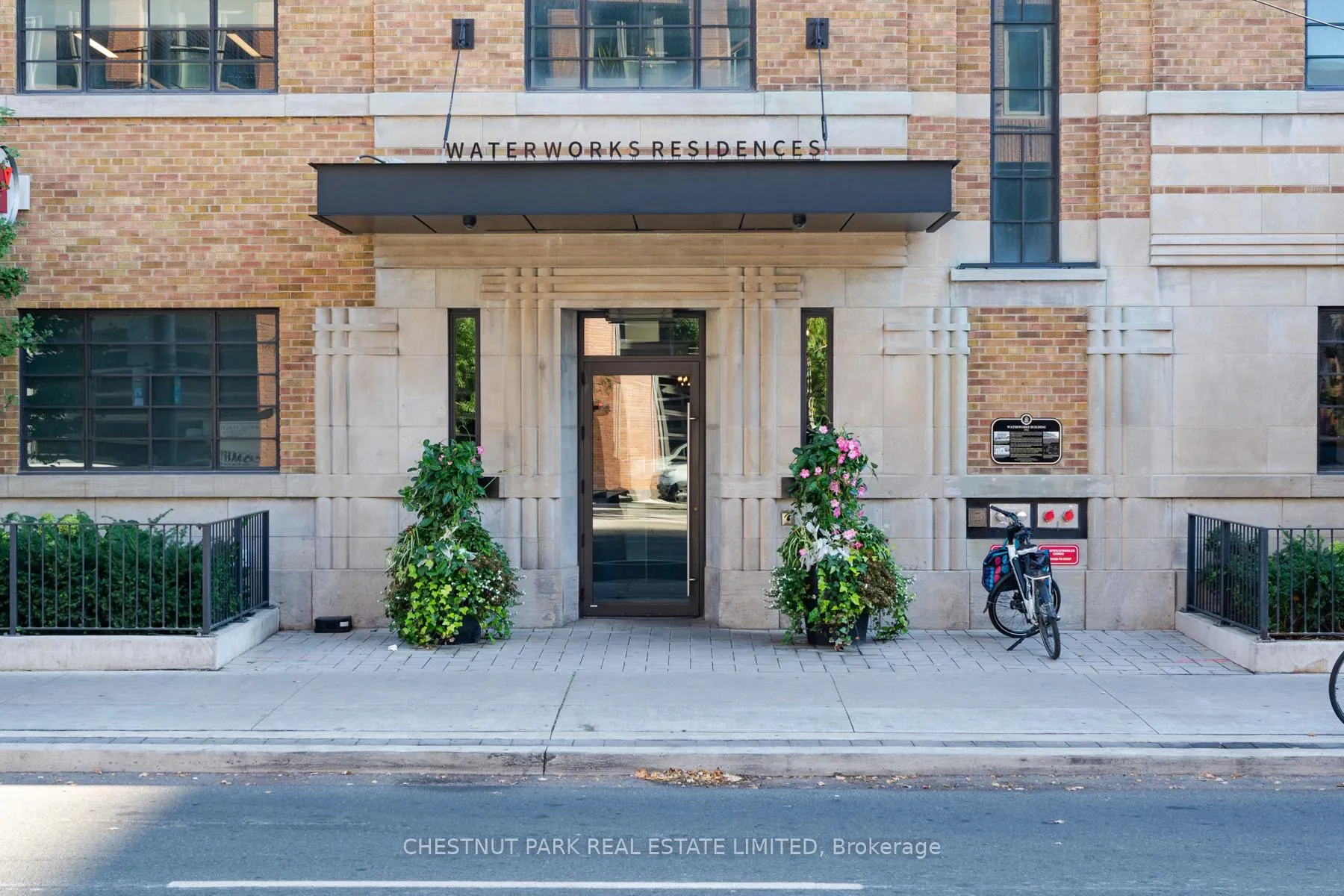Front of Unit 703, 505 Richmond Street W