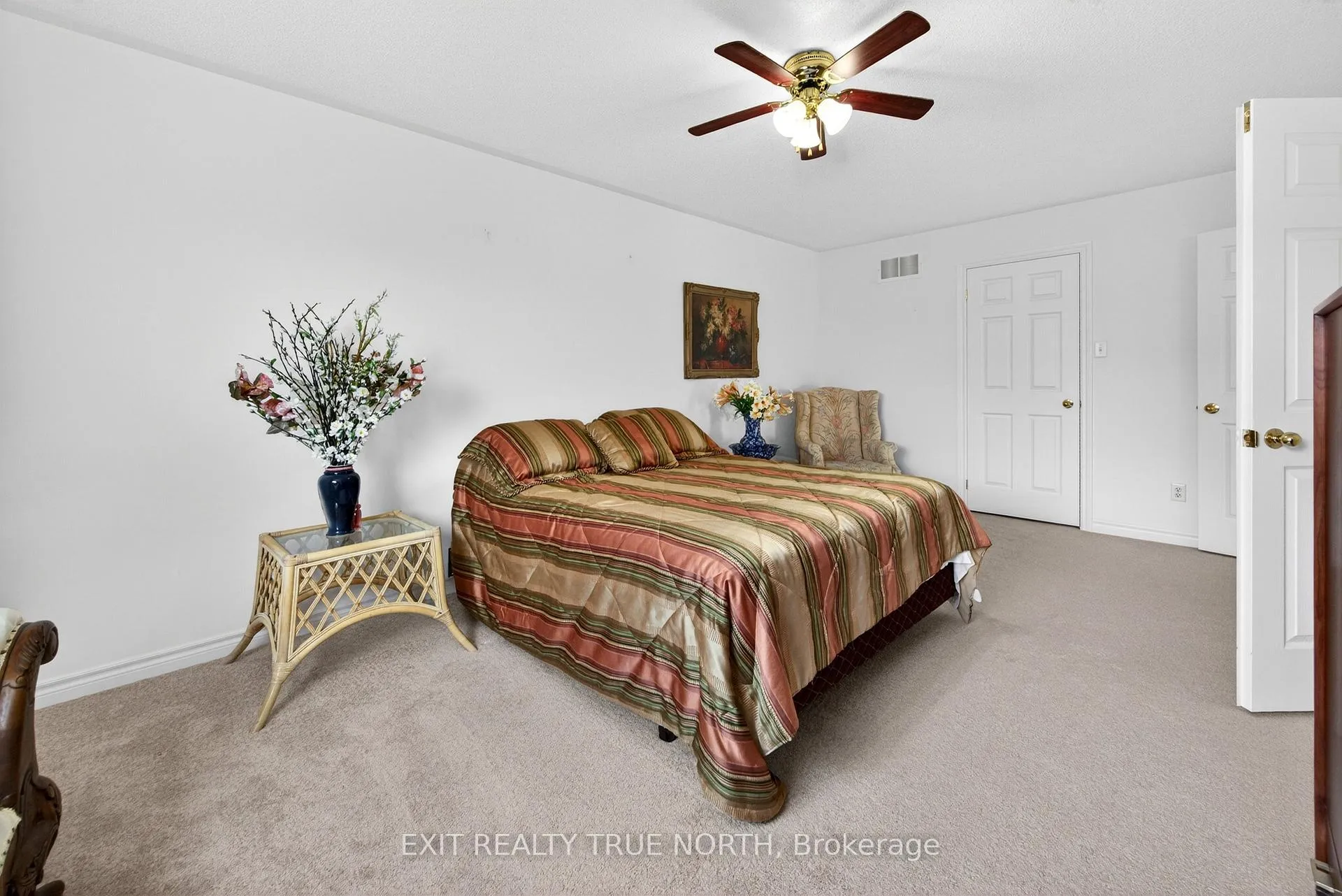 Photo 19 of 1021 Whitney Crescent, Midland — HOMEH